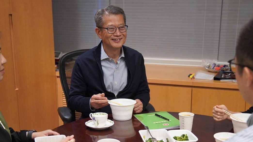 預算案|陳茂波:須維持逆周期政策 下年度將現較大赤字 預算案|陳茂波:須維持逆周期政策 下年度將現較大赤字