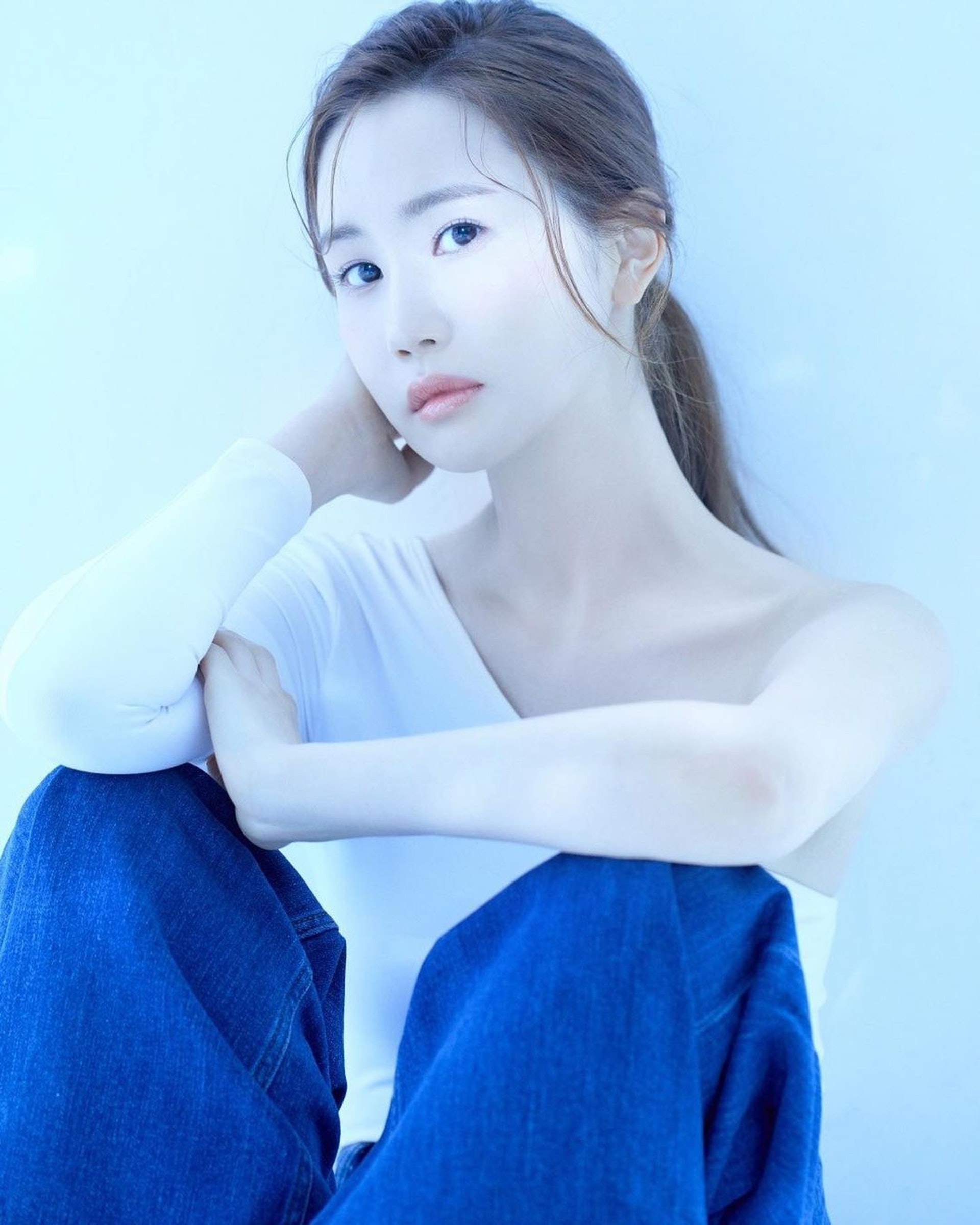 李多海上傳新照向粉絲拜年,但第一眼幾乎認不出她。(IG/@leedahey4eva) 李多海上傳新照向粉絲拜年,但第一眼幾乎認不出她。(IG/@leedahey4eva)