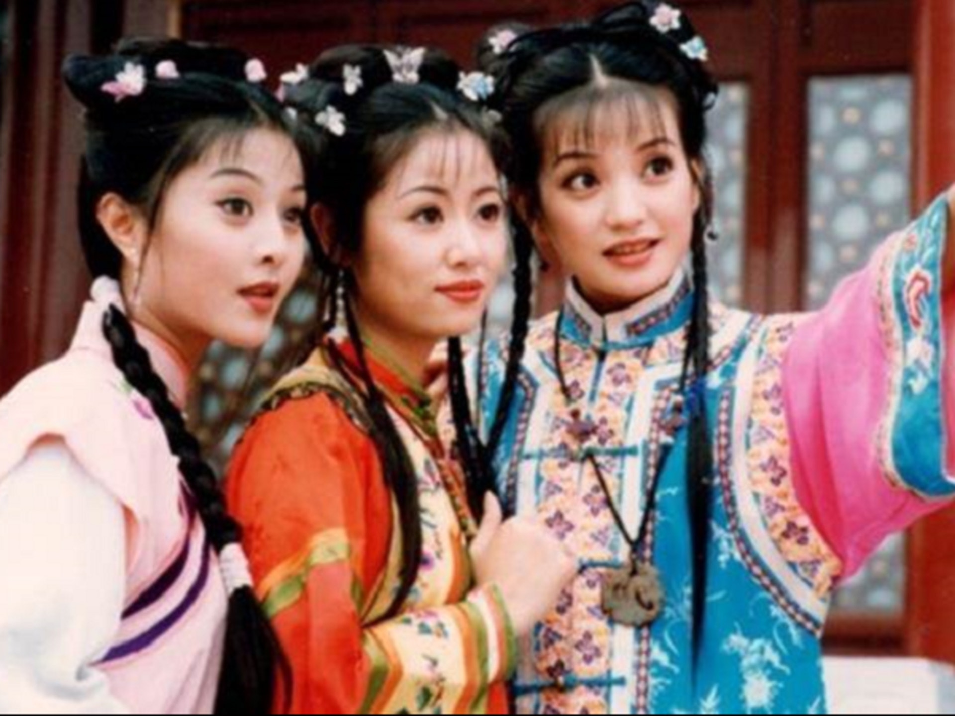 林心如、趙薇及范冰冰在劇中情如姊妹。(《還珠格格》劇照) 林心如、趙薇及范冰冰在劇中情如姊妹。(《還珠格格》劇照)