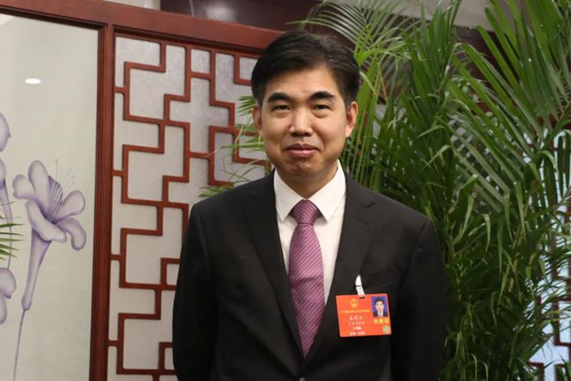 朱列玉建議將「一次吸毒,終身禁演」寫進法律法規中,整治明星涉毒亂象。(中國新聞周刊) 朱列玉建議將「一次吸毒,終身禁演」寫進法律法規中,整治明星涉毒亂象。(中國新聞周刊)