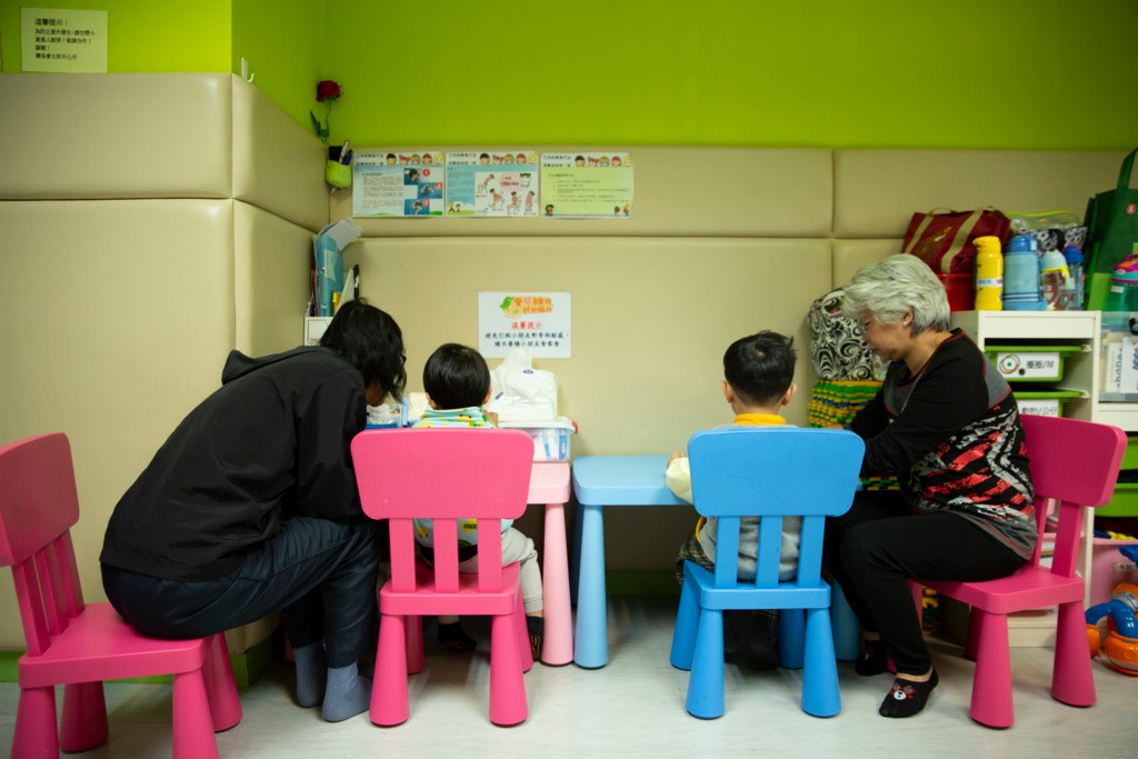 「友職可尋」計劃提供托兒服務。（資料圖片）