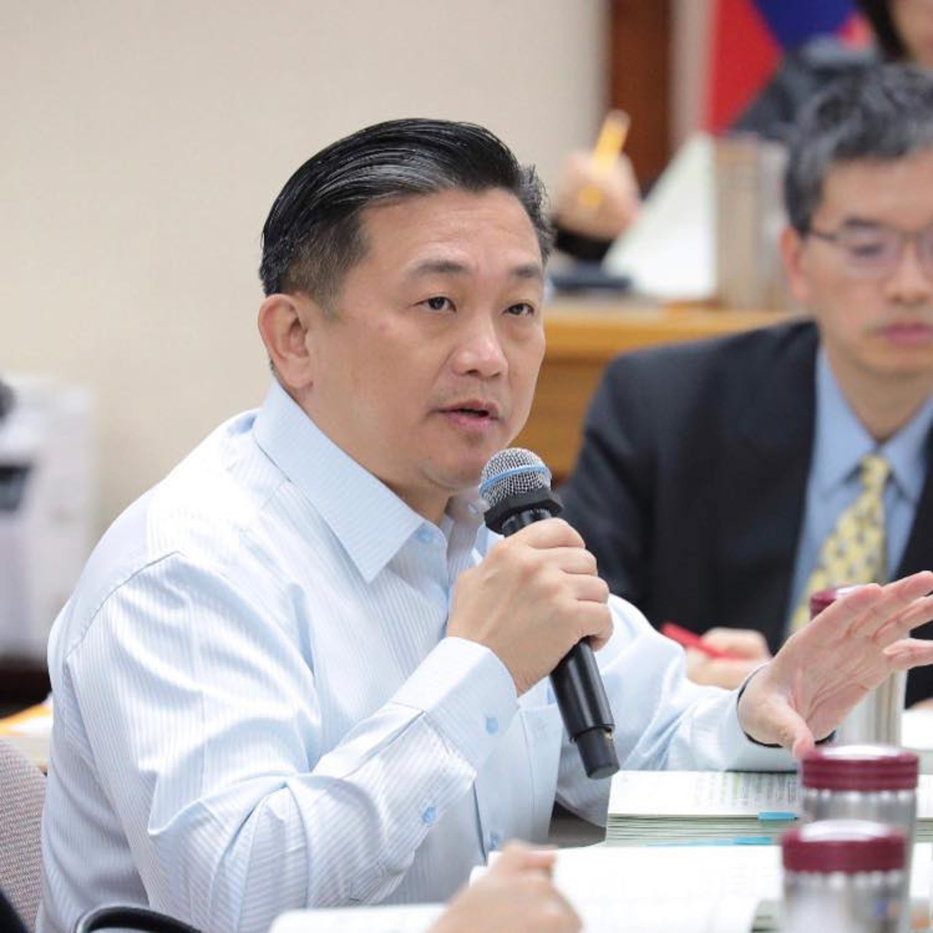 民進黨已婚立委王定宇與民進黨發言人顏若芳被媒體直擊同居。(王定宇Facebook) 民進黨已婚立委王定宇與民進黨發言人顏若芳被媒體直擊同居。(王定宇Facebook)