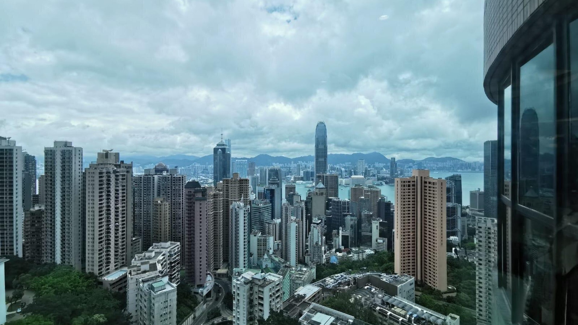 強制檢測大廈|半山豪宅帝景園錦園大廈等48幢上榜 啟歷學校強檢 強制檢測大廈|半山豪宅帝景園錦園大廈等48幢上榜 啟歷學校強檢