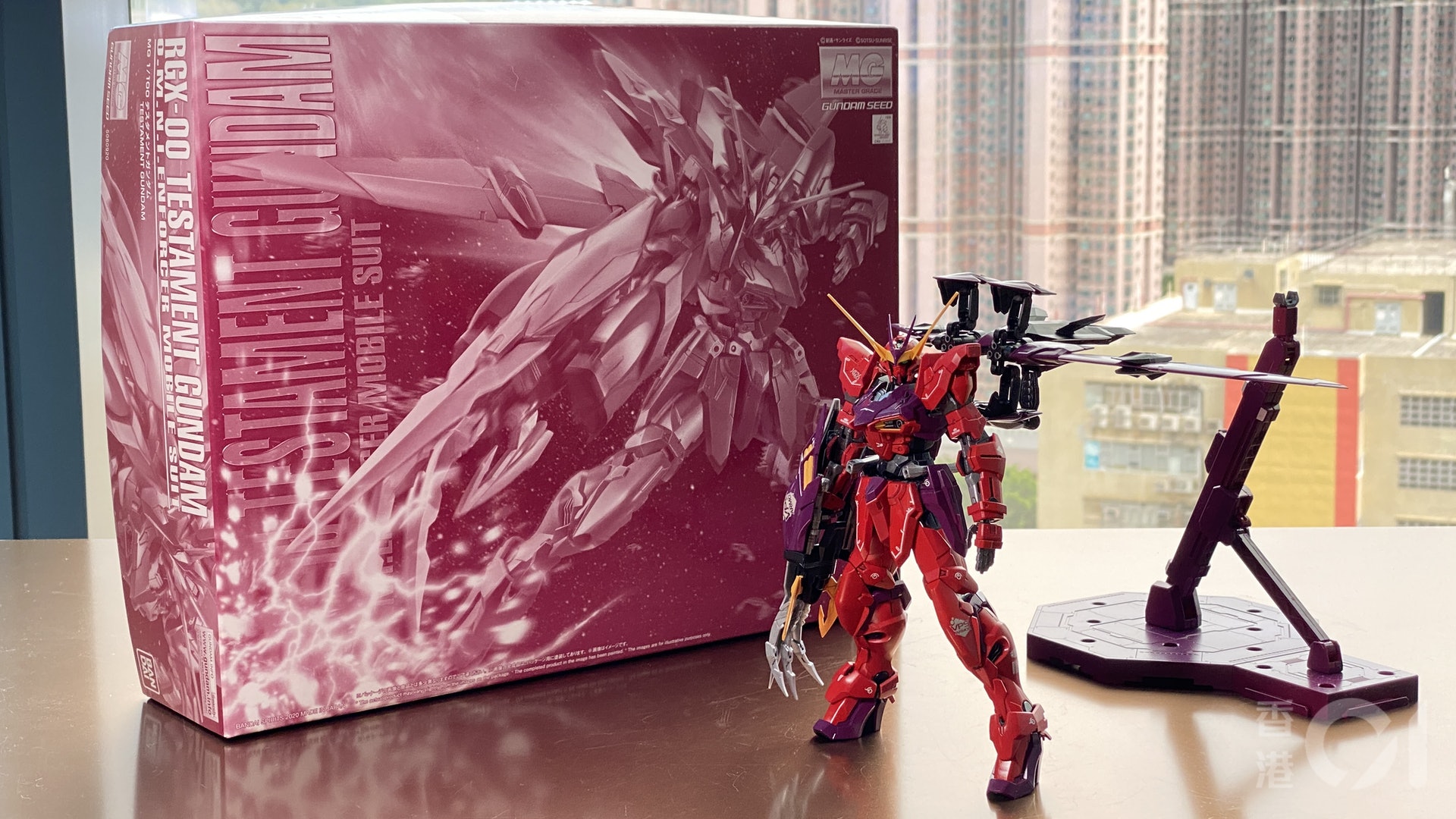PREMIUM BANDAI HK 官方網店限定 MG 1/100 聖約高達 TESTAMENT GUNDAM /$430(鍾世傑 攝) PREMIUM BANDAI HK 官方網店限定 MG 1/100 聖約高達 TESTAMENT GUNDAM /$430(鍾世傑 攝)