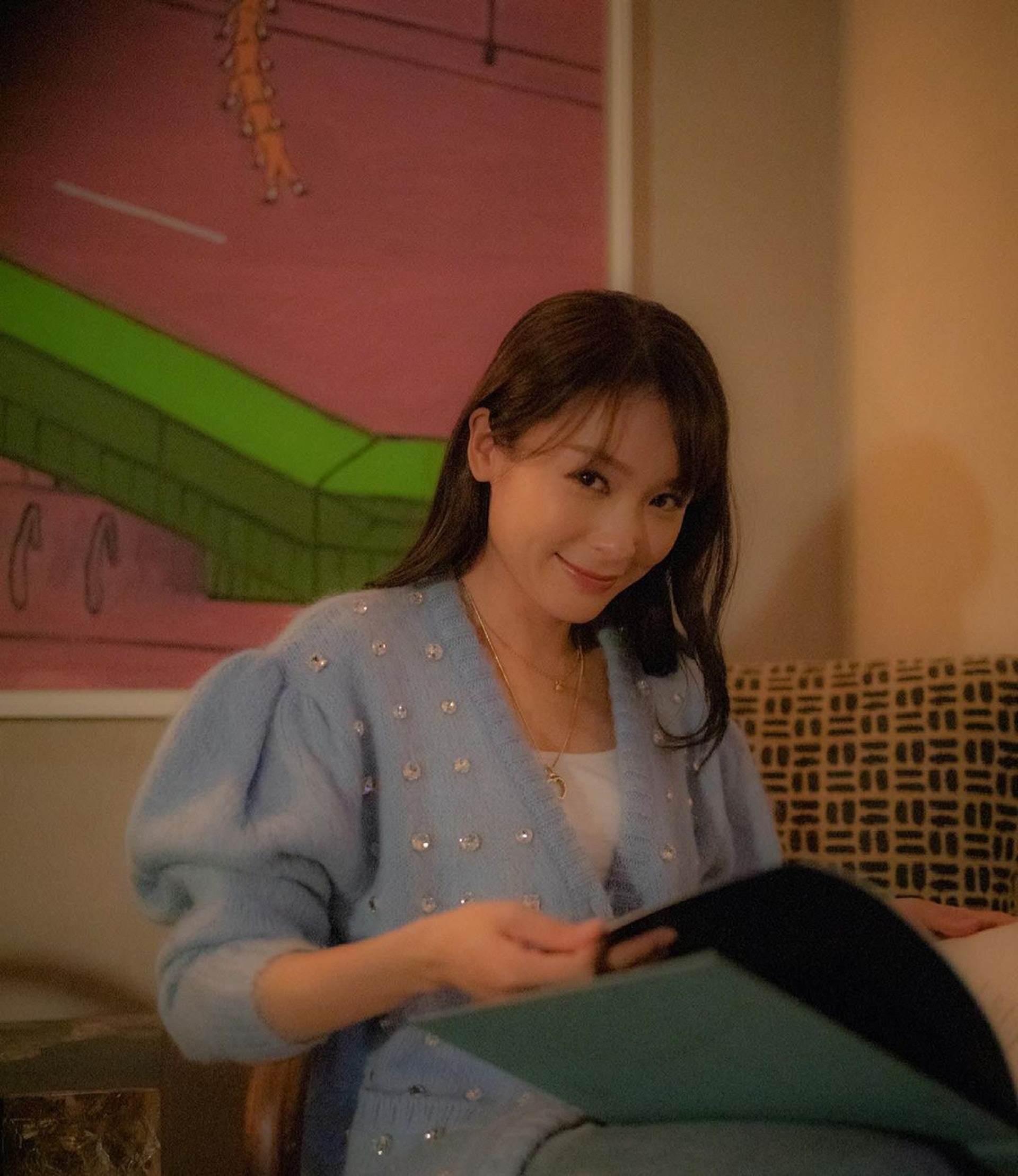 由李佳芯(Ali)主演的無綫劇集《愛美麗狂想曲》將接力《失憶24小時》,在下周一(22/3)8點半時段播出。(IG/ @aliaime) 由李佳芯(Ali)主演的無綫劇集《愛美麗狂想曲》將接力《失憶24小時》,在下周一(22/3)8點半時段播出。(IG/ @aliaime)