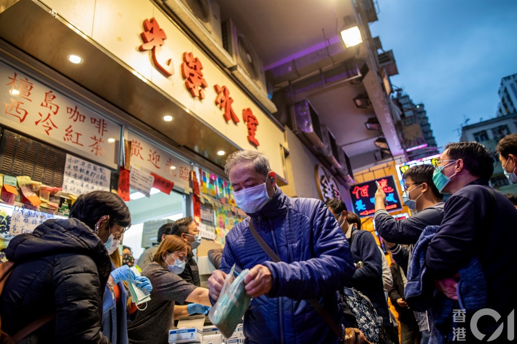 光榮冰室荃灣分店3月23日起須暫停晚市堂食3日。（資料圖片／曾梓洋攝）