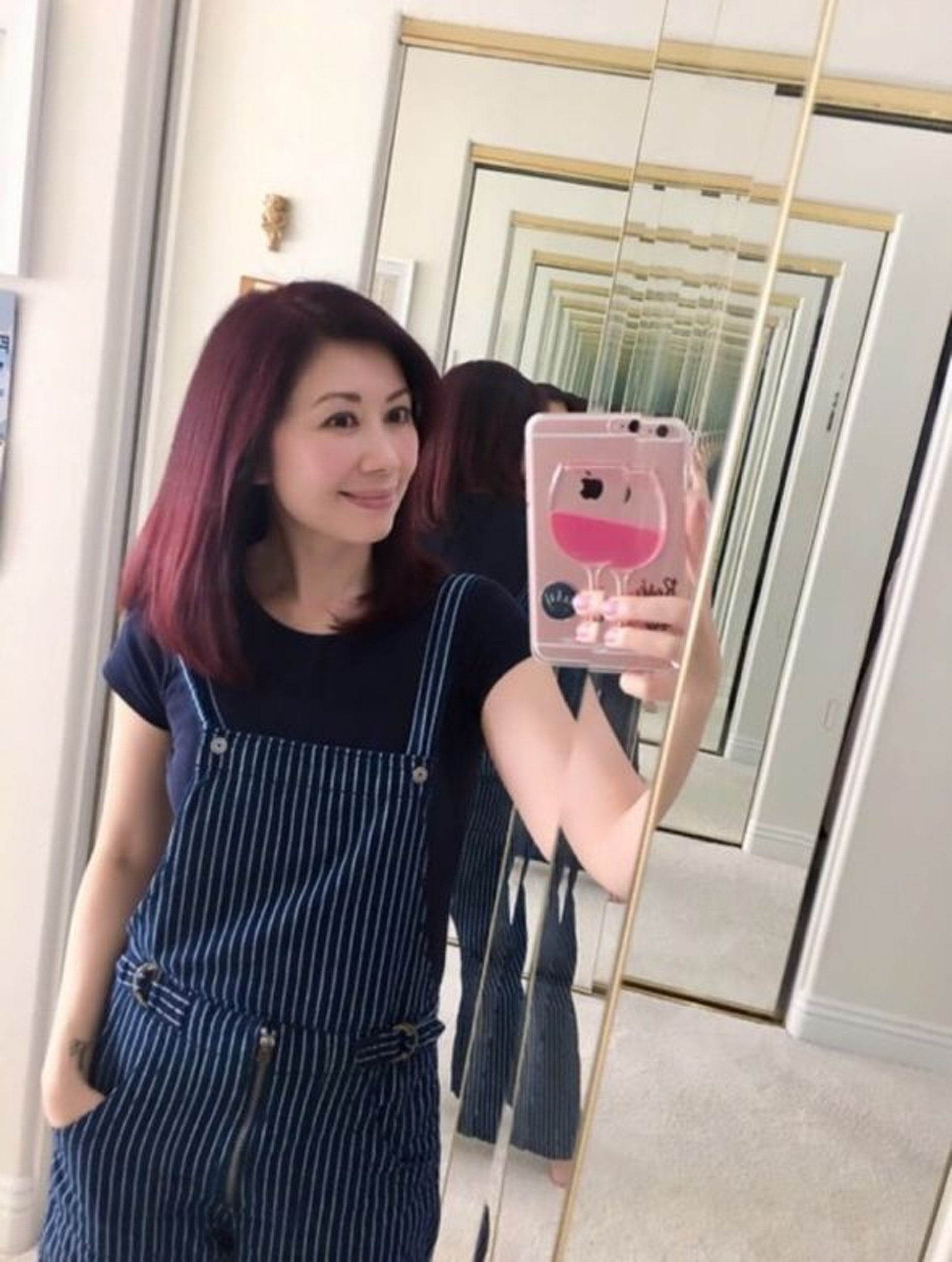 楊寶玲多年來保養得宜。(楊寶玲@Facebook) 楊寶玲多年來保養得宜。(楊寶玲@Facebook)