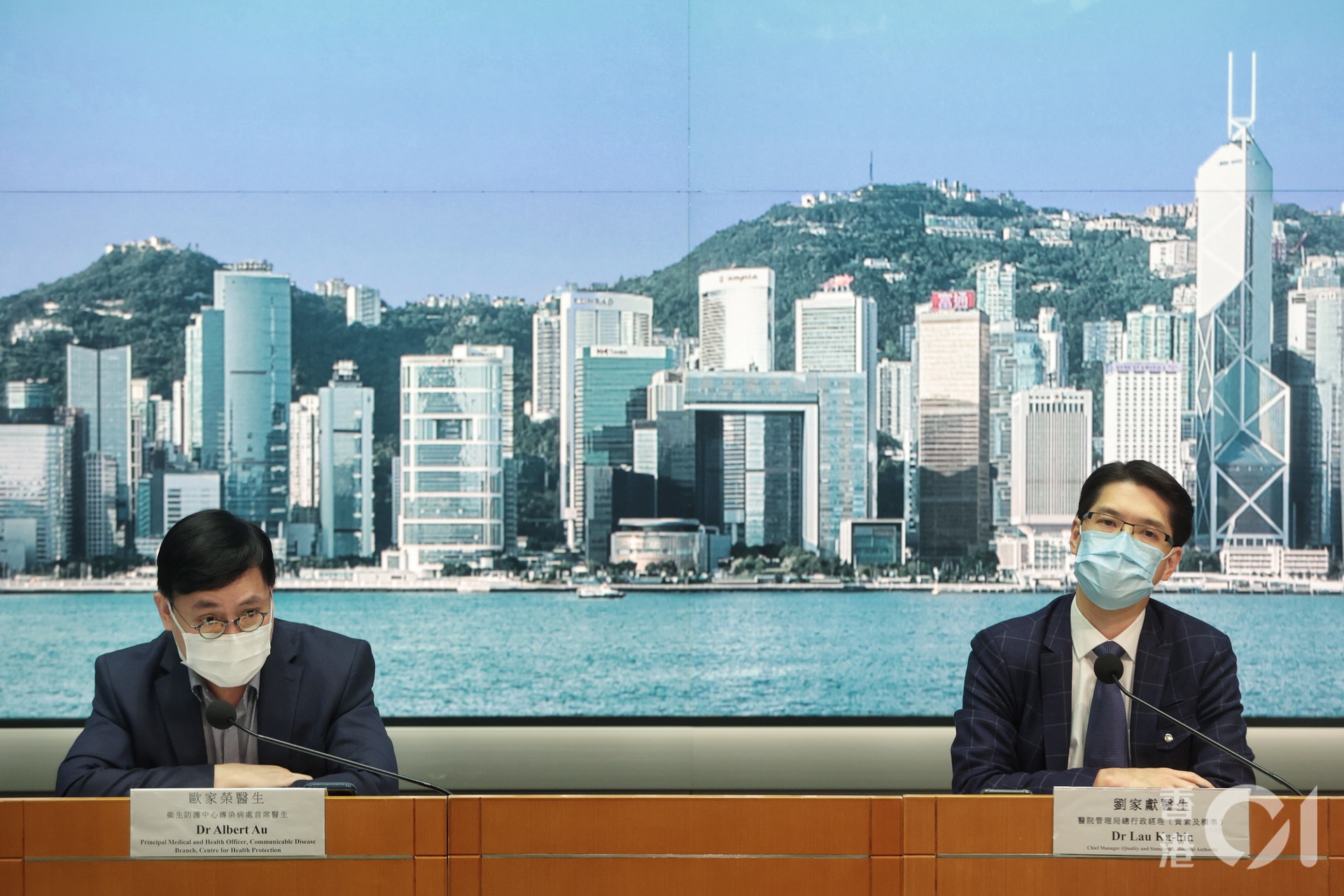 本港今日新增11宗確診,其中8宗屬輸入個案,3宗本地感染,有1宗無源頭。(李澤彤攝) 本港今日新增11宗確診,其中8宗屬輸入個案,3宗本地感染,有1宗無源頭。(李澤彤攝)