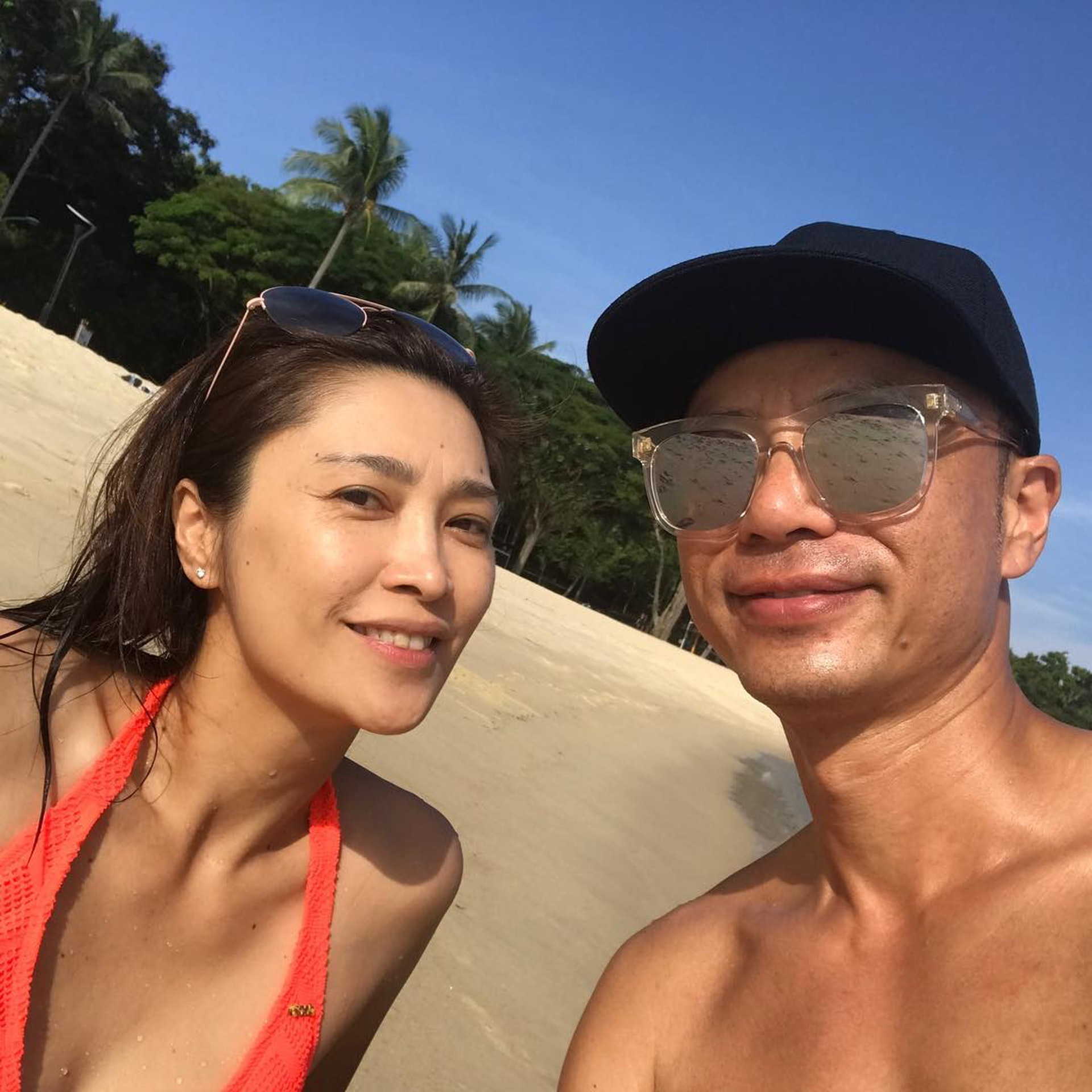 李克勤和盧淑儀不時也會在IG po相放閃,非常甜蜜。(IG@lo_suk_yee_emily) 李克勤和盧淑儀不時也會在IG po相放閃,非常甜蜜。(IG@lo_suk_yee_emily)