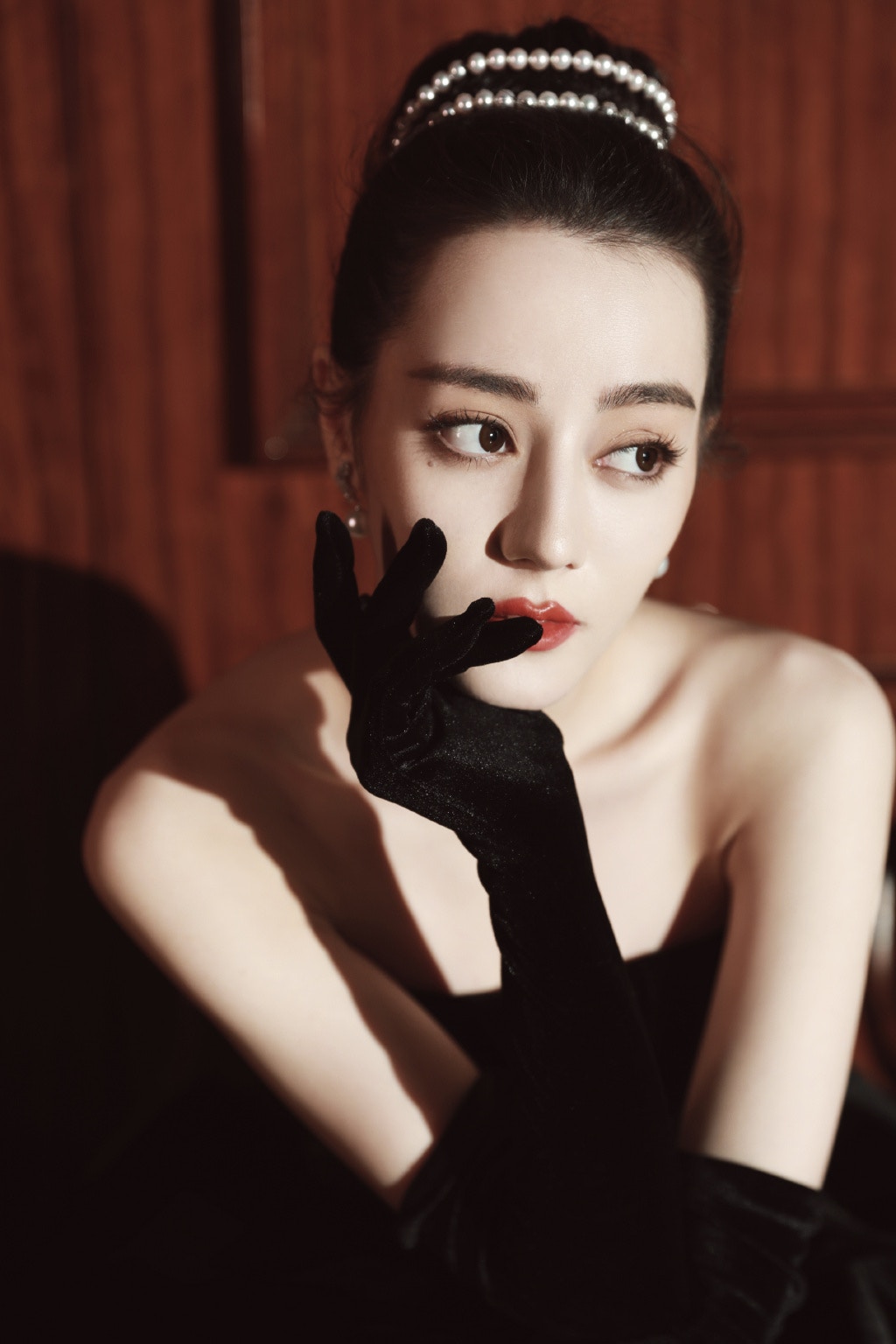 新疆美女點止迪麗熱巴,仲有不少仙氣美人。(迪麗熱巴微博) 新疆美女點止迪麗熱巴,仲有不少仙氣美人。(迪麗熱巴微博)