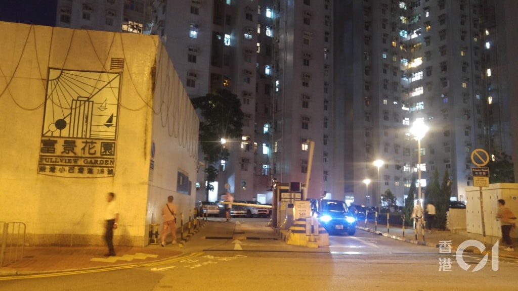 確診大廈食肆|確診浸大生光顧小西灣翠河餐廳 到綜合大樓打波 確診大廈食肆|確診浸大生光顧小西灣翠河餐廳 到綜合大樓打波