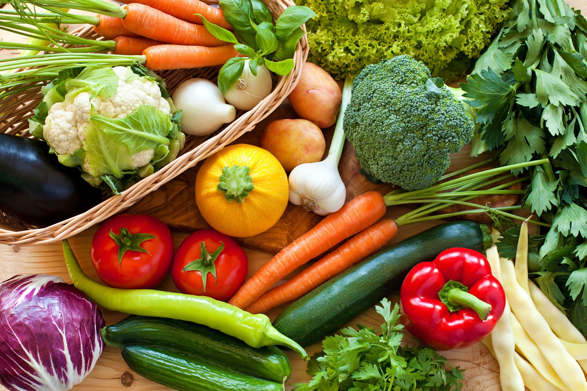 多吃高纖食物防盲腸炎,更可以防各種大腸疾病!(shutterstock) 多吃高纖食物防盲腸炎,更可以防各種大腸疾病!(shutterstock)