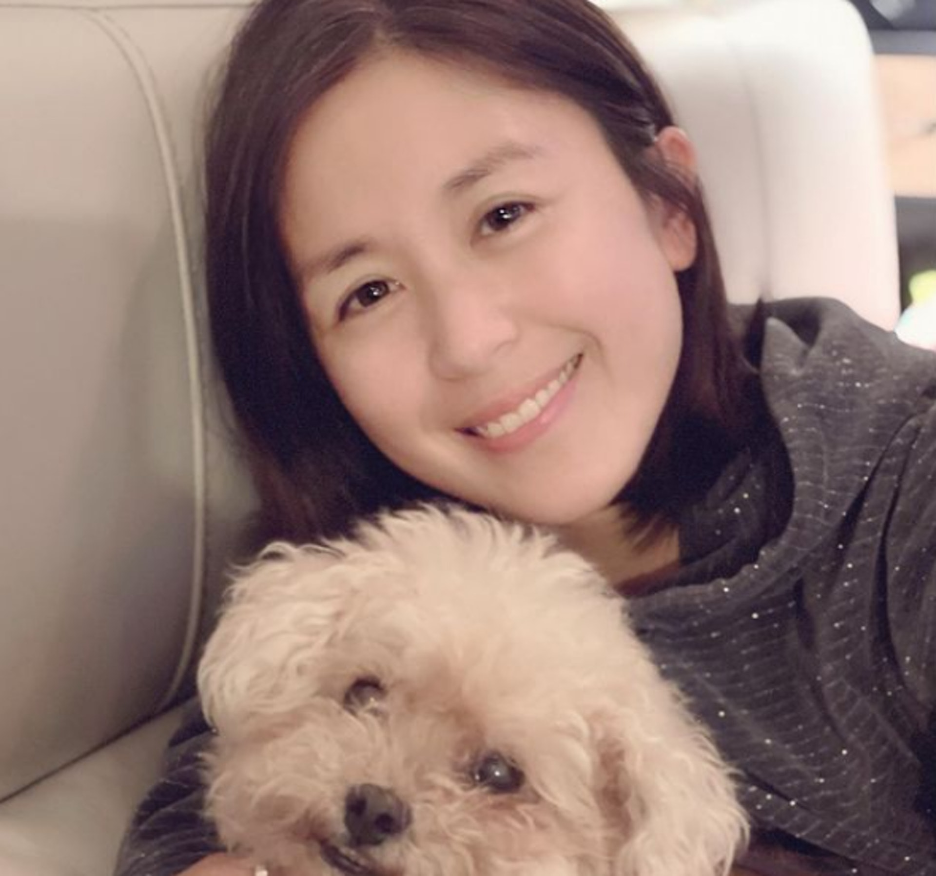 露齒笑好可愛。(IG:leilakong1205) 露齒笑好可愛。(IG:leilakong1205)