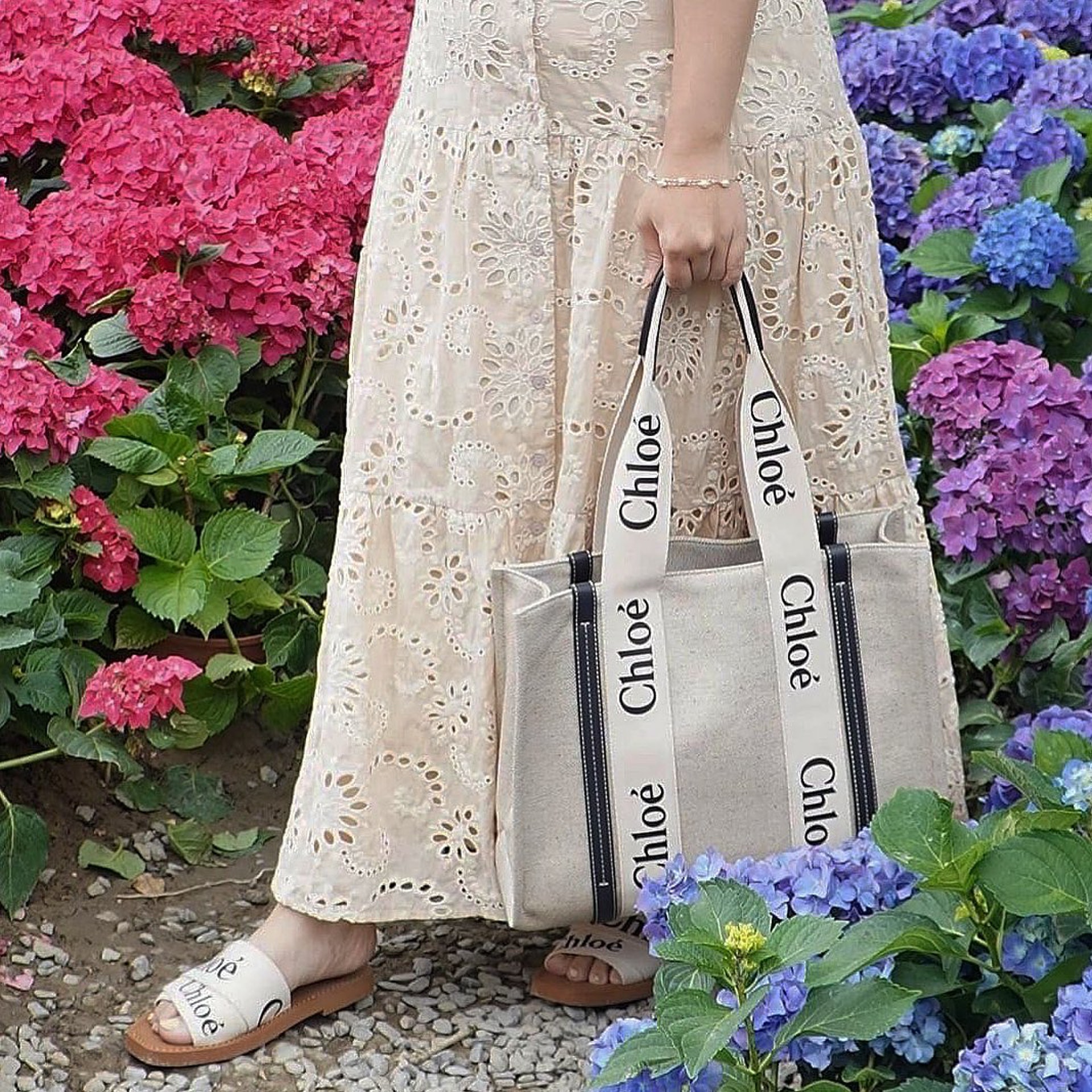 Chloé 「Woody」設計吸引了不少女生追捧。(evalife_style@instagram) Chloé 「Woody」設計吸引了不少女生追捧。(evalife_style@instagram)