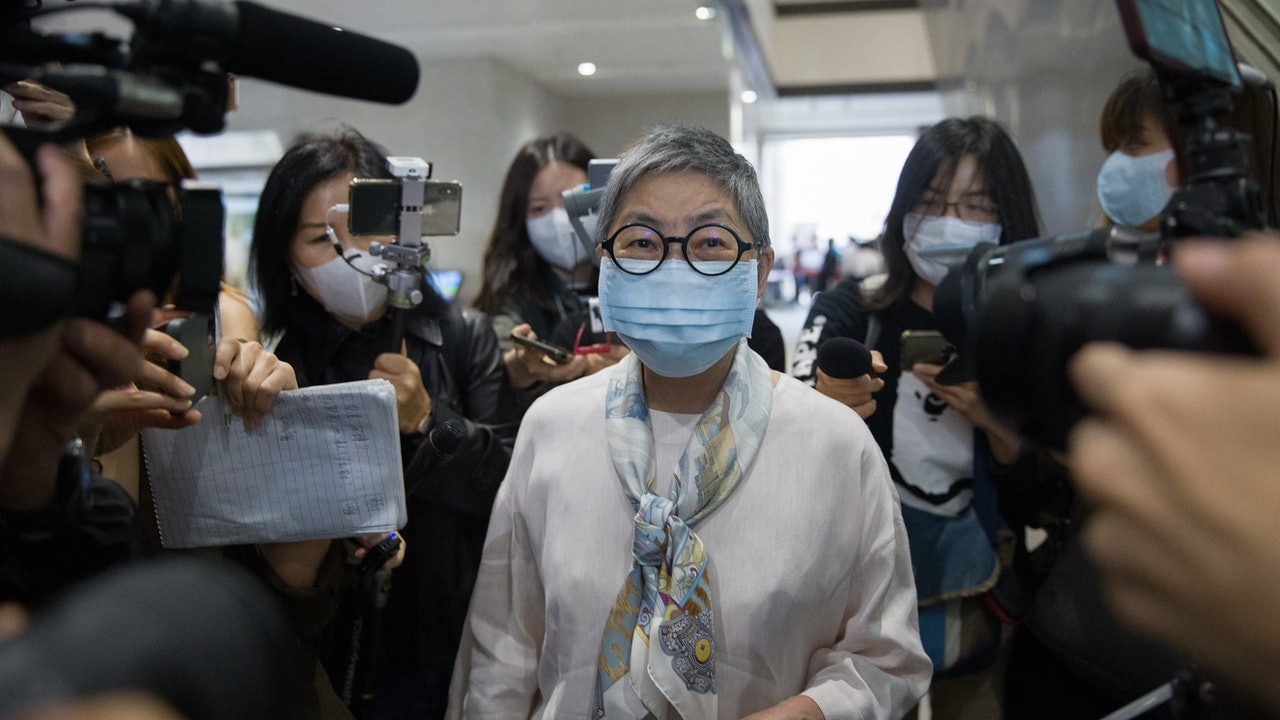 8 18集結案丨吳靄儀陳情指人民先於法律曾寫專欄評金庸小說人物 香港01 政情 8 18集結案丨吳靄儀陳情指人民先於法律曾寫專欄評金庸小說人物 香港01 政情