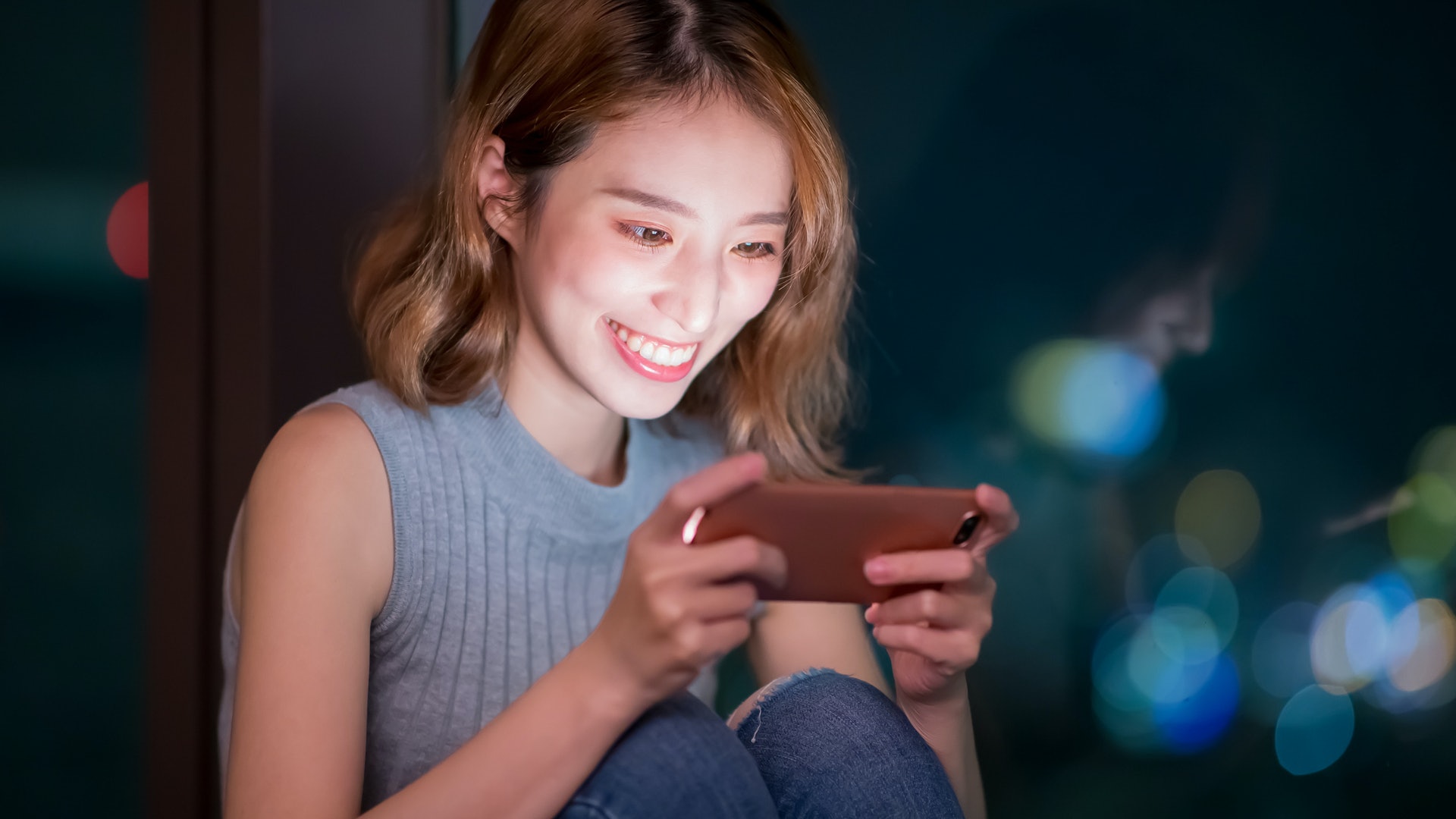 減肥|想吃垃圾食物的衝動多了? 或與習慣半夜才享Me Time有關… 減肥|想吃垃圾食物的衝動多了? 或與習慣半夜才享Me Time有關…