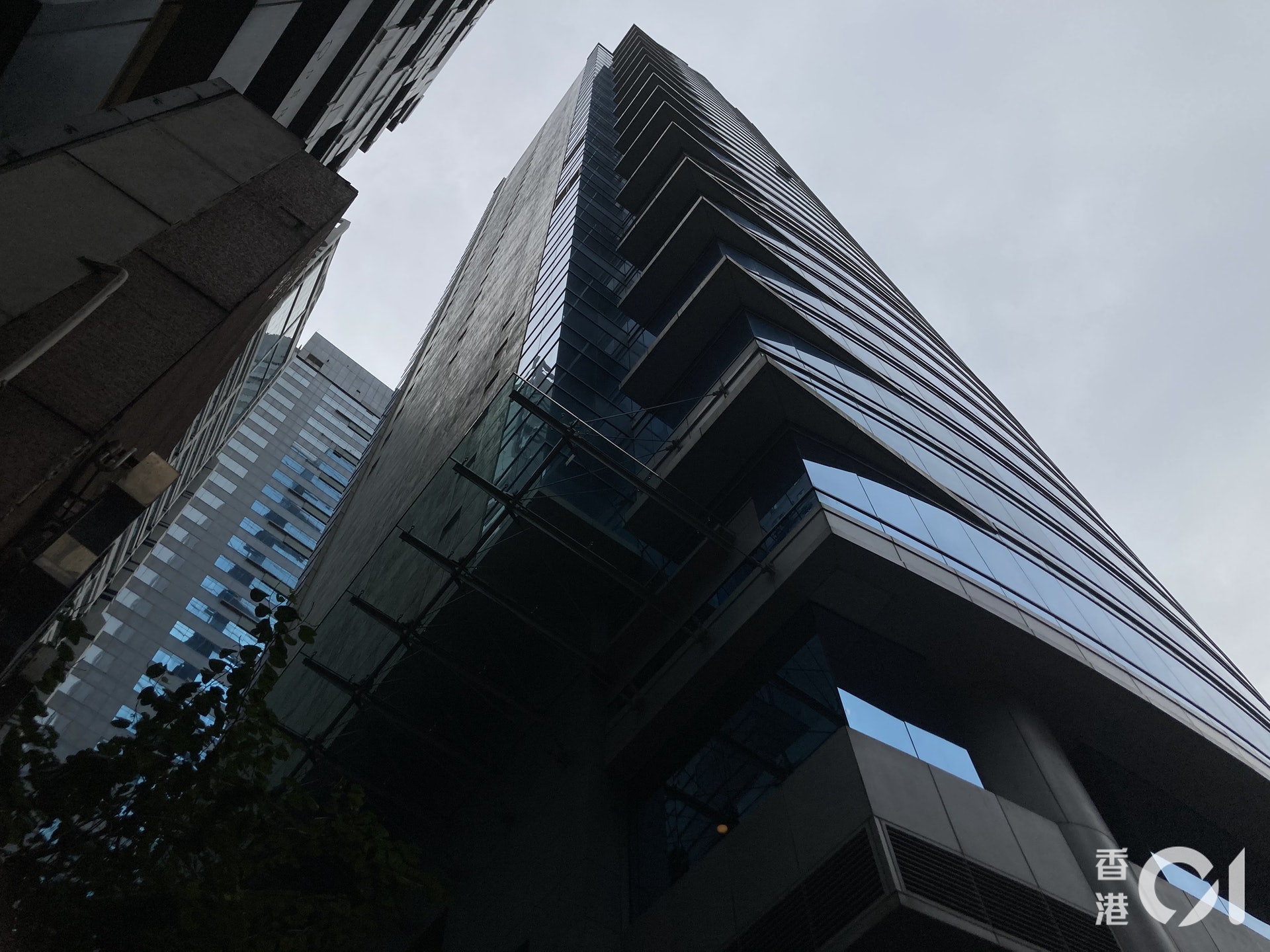 本港第二宗變種病毒患者31歲女子,在中環Optimal Family Health診所任職護士。(歐陽德浩攝) 本港第二宗變種病毒患者31歲女子,在中環Optimal Family Health診所任職護士。(歐陽德浩攝)
