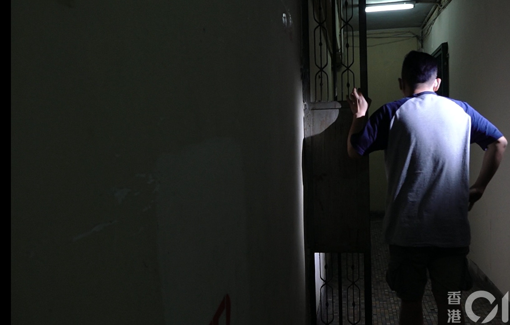 余先生指除了身体受影响,精神上仍时常心有余悸。 (洪业铭摄) 香港男子接种科兴疫苗后心脏病发,专家称或与吸烟有关(组图) - 6