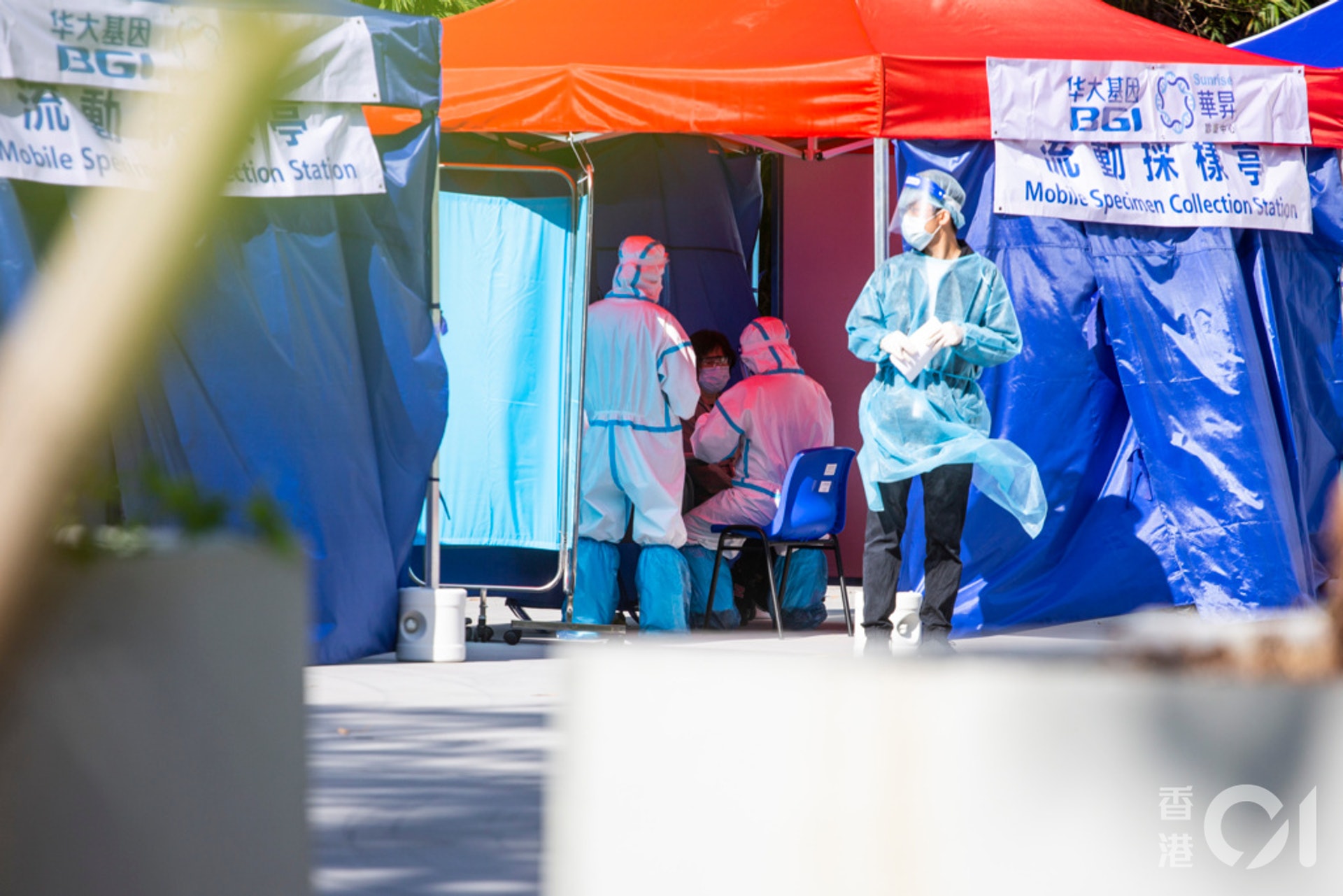 華大基因近月捲入不少風波,包括驗到26個假陽性樣本,又疑因採樣問題而走漏檢疫酒店的輸入個案。(資料圖片/羅國輝攝) 華大基因近月捲入不少風波,包括驗到26個假陽性樣本,又疑因採樣問題而走漏檢疫酒店的輸入個案。(資料圖片/羅國輝攝)