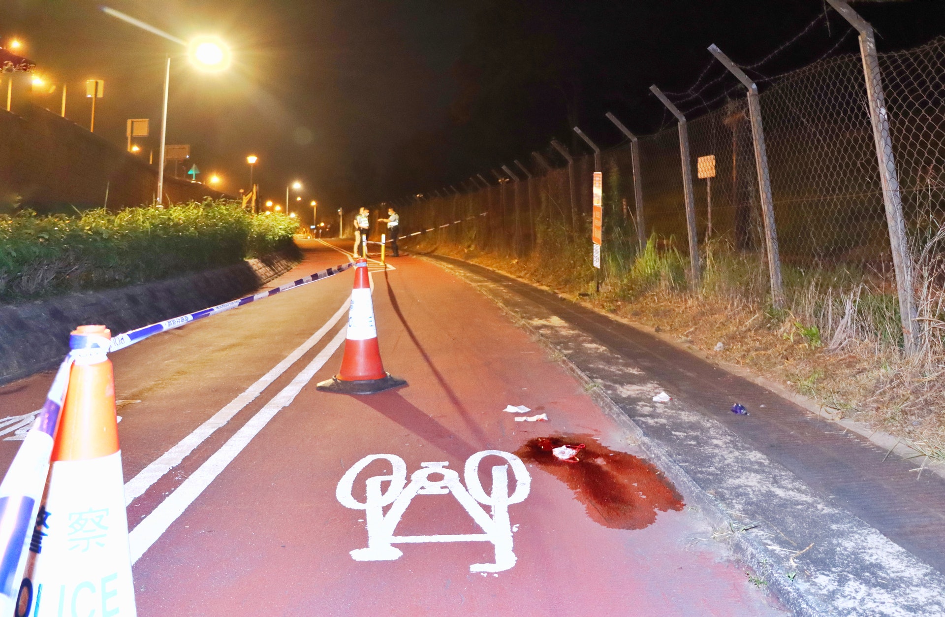 大埔汀角路女子踩單車自炒頭部撞地昏迷送院搶救 香港01 突發 大埔汀角路女子踩單車自炒頭部撞地昏迷送院搶救 香港01 突發