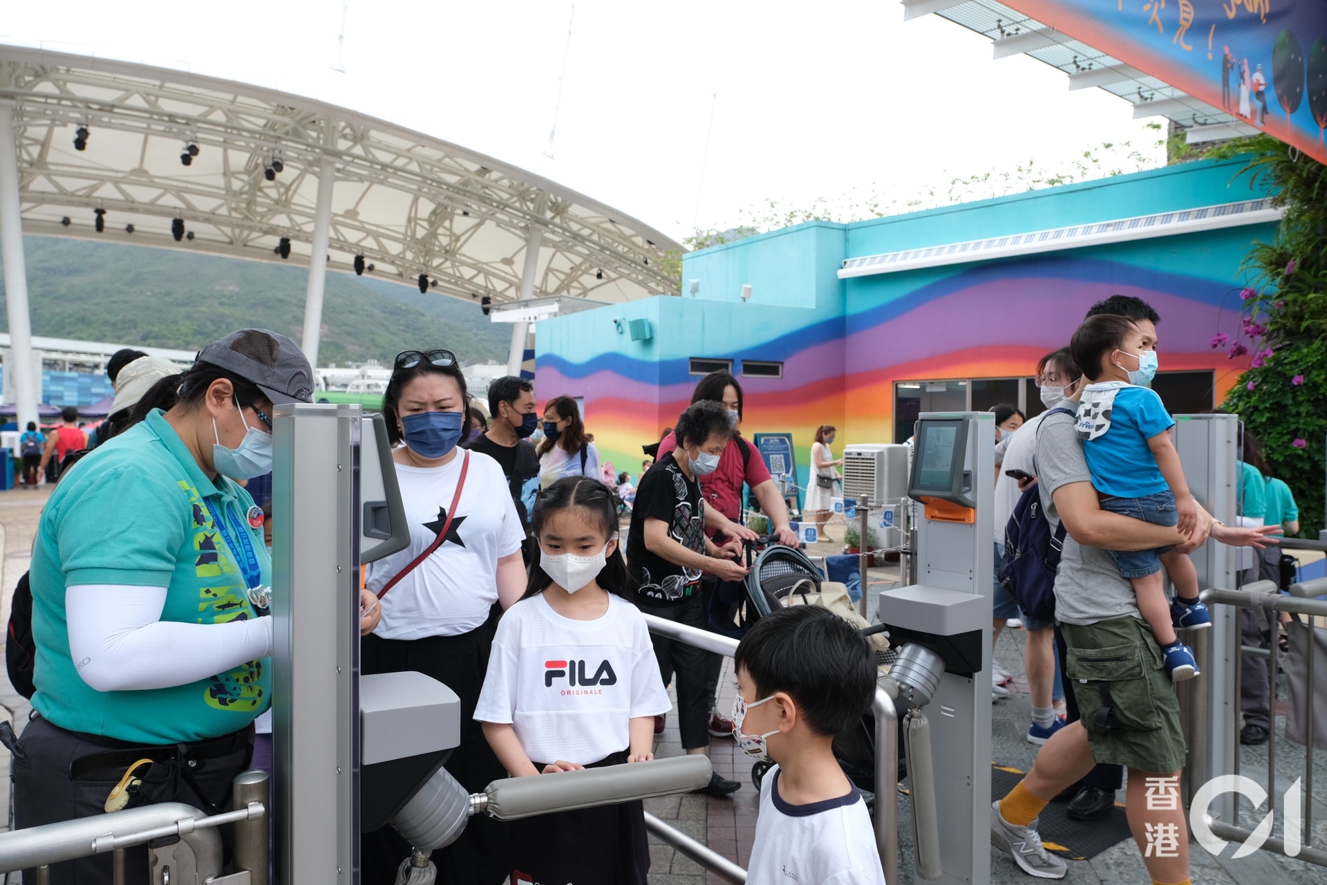 海洋公園將落實「重生方案」,計劃外判部份設施,及免費開放部份園區。(盧翊銘攝) 海洋公園將落實「重生方案」,計劃外判部份設施,及免費開放部份園區。(盧翊銘攝)