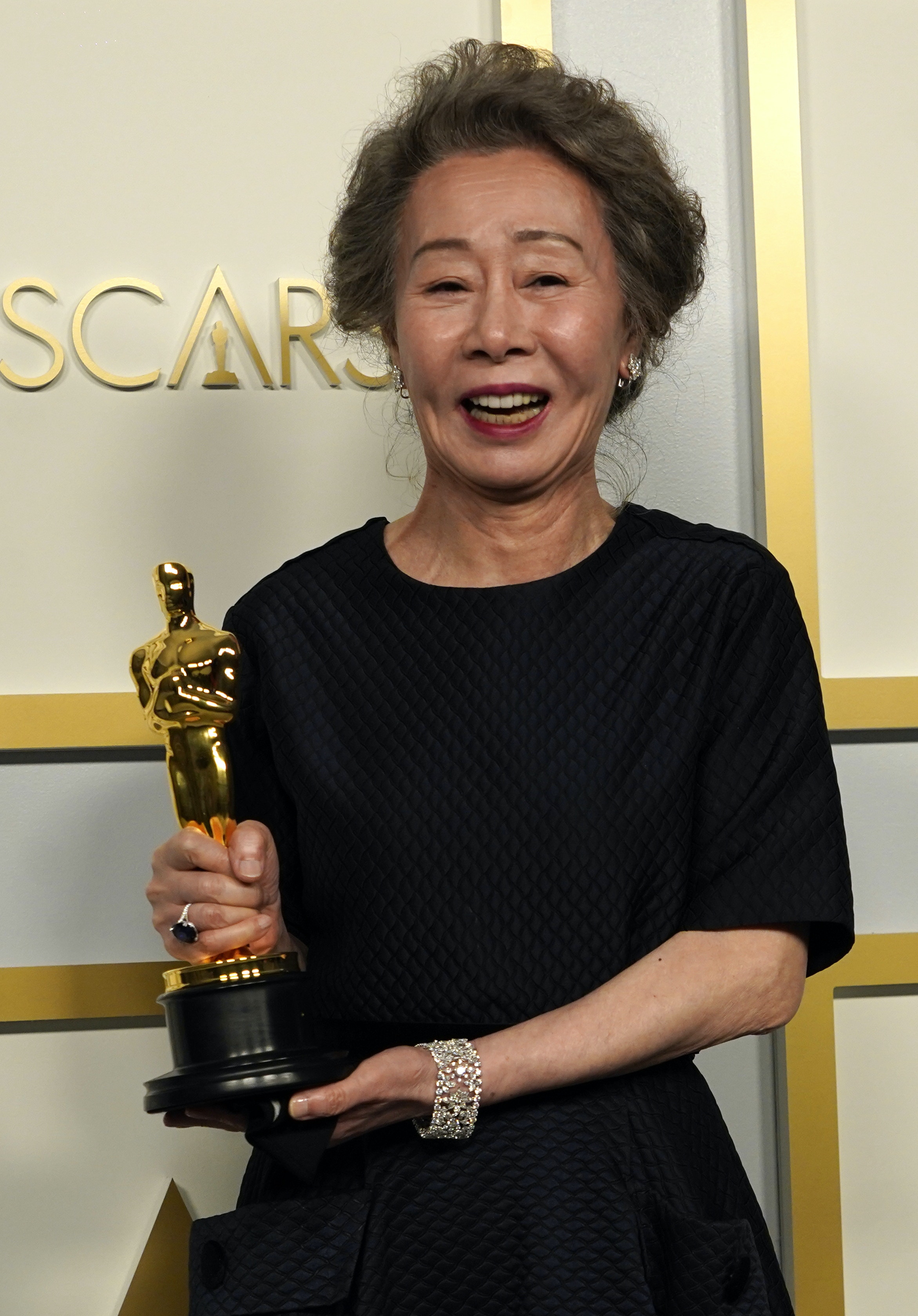 尹汝貞憑《農情家園》贏走最佳女配角。（AP）