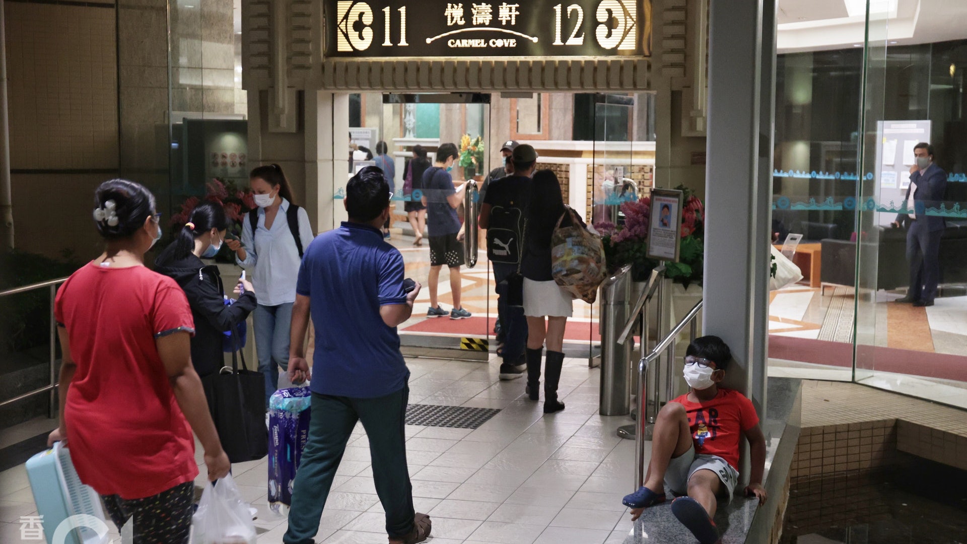 今增4宗確診少於5宗初確診 帶變種病毒菲傭傳10月大女嬰 昨發病 今增4宗確診少於5宗初確診 帶變種病毒菲傭傳10月大女嬰 昨發病