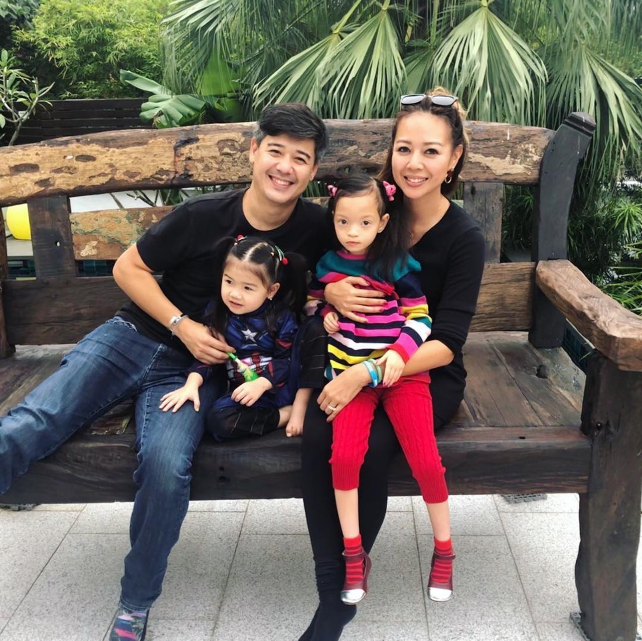 鍾麗淇(Margaret)的大女兒Isabella在出生六個月後,被診斷患上罕見的基因病。(yogachung@IG) 鍾麗淇(Margaret)的大女兒Isabella在出生六個月後,被診斷患上罕見的基因病。(yogachung@IG)