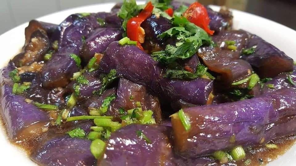 茄子食譜 煮紅燒茄子如何保持紫色色澤 油炸以外仲有一個方法 茄子食譜 煮紅燒茄子如何保持紫色色澤 油炸以外仲有一個方法