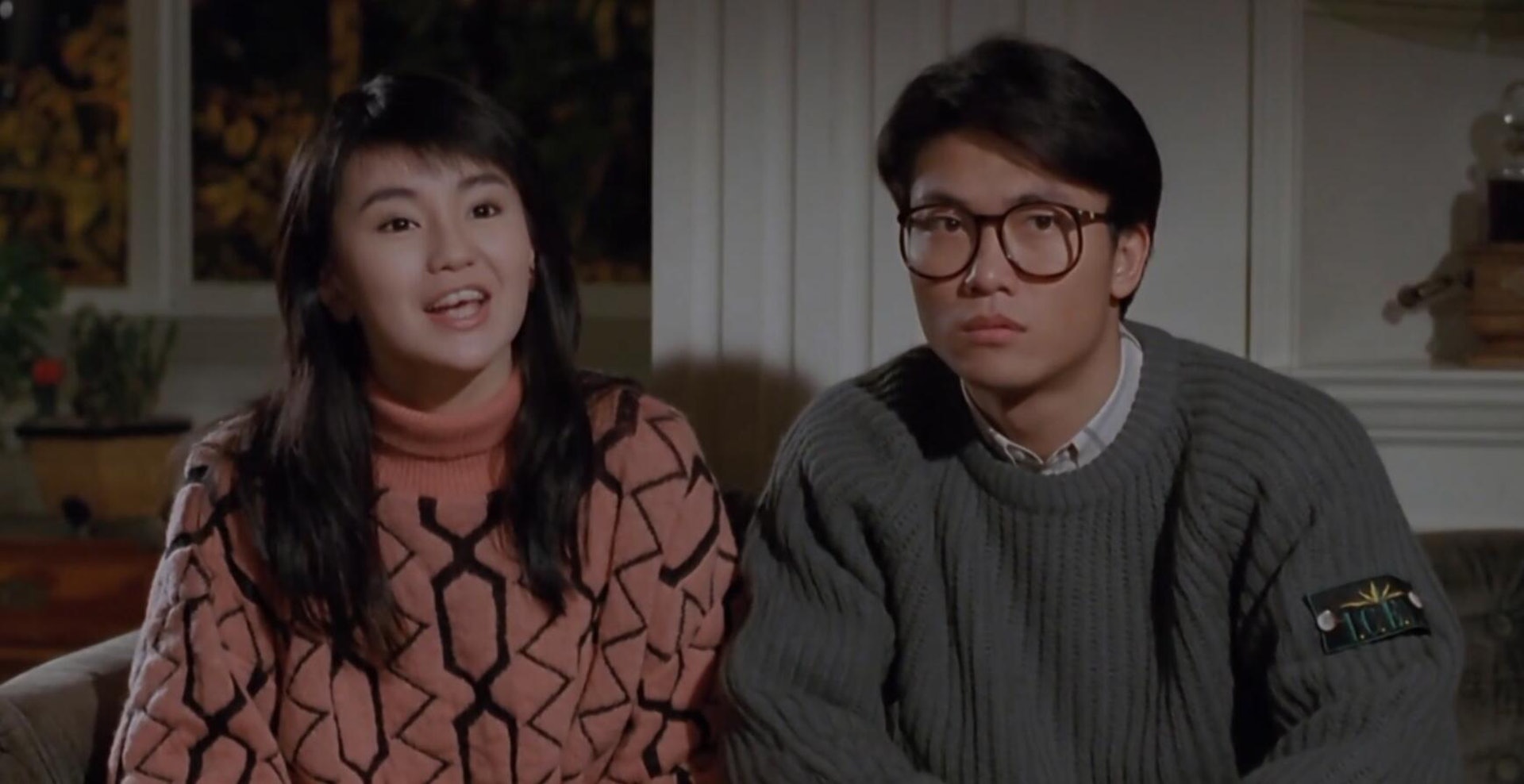 錢小豪當年力壓發哥在《原振俠與衛斯理》當上第一男主角。(電影截圖) 錢小豪當年力壓發哥在《原振俠與衛斯理》當上第一男主角。(電影截圖)