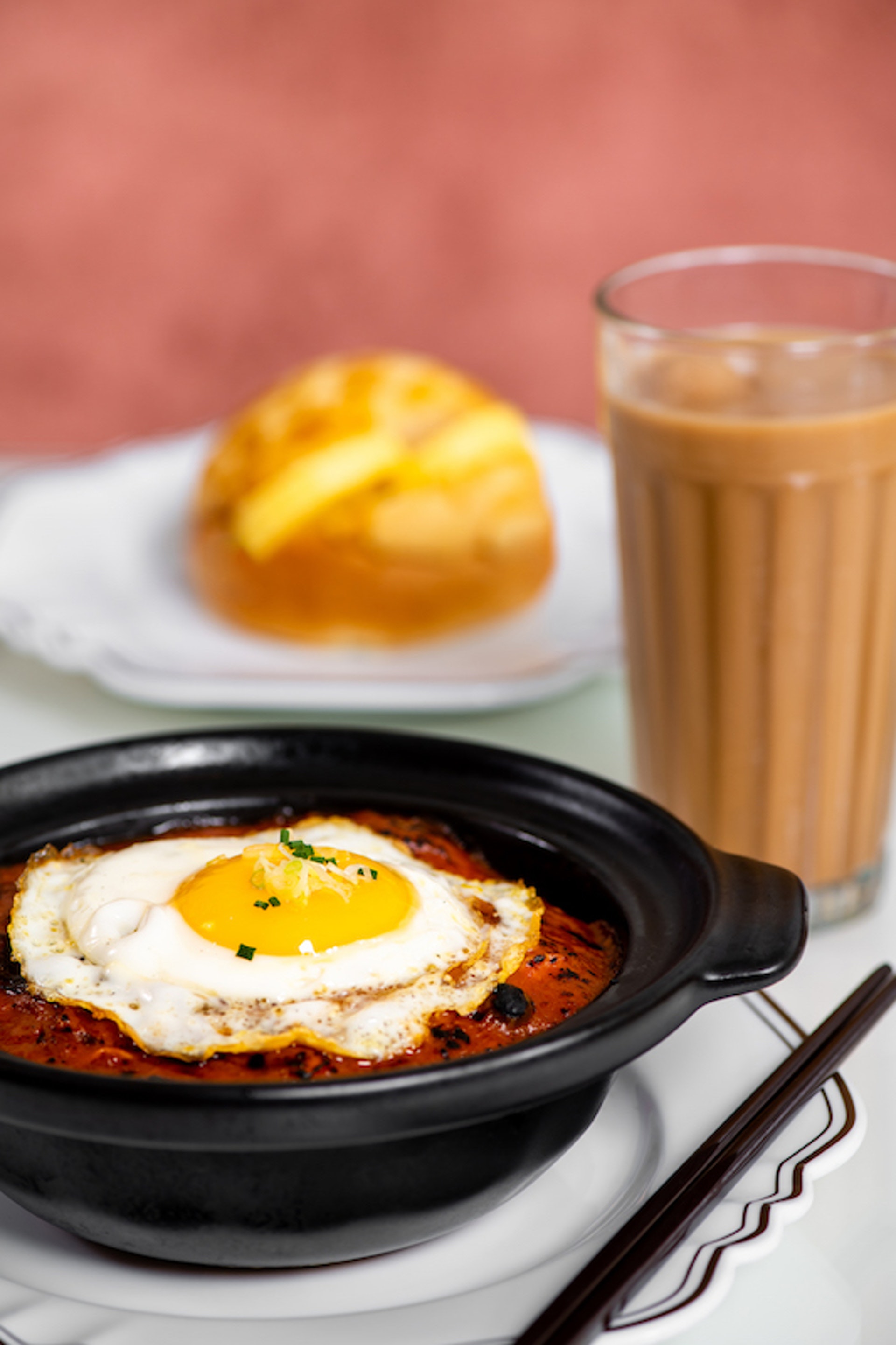 Holt’s Café「細味香港情懷」下午茶於逢星期一至星期六,下午 2:30至下午5:30供應 Holt’s Café「細味香港情懷」下午茶於逢星期一至星期六,下午 2:30至下午5:30供應