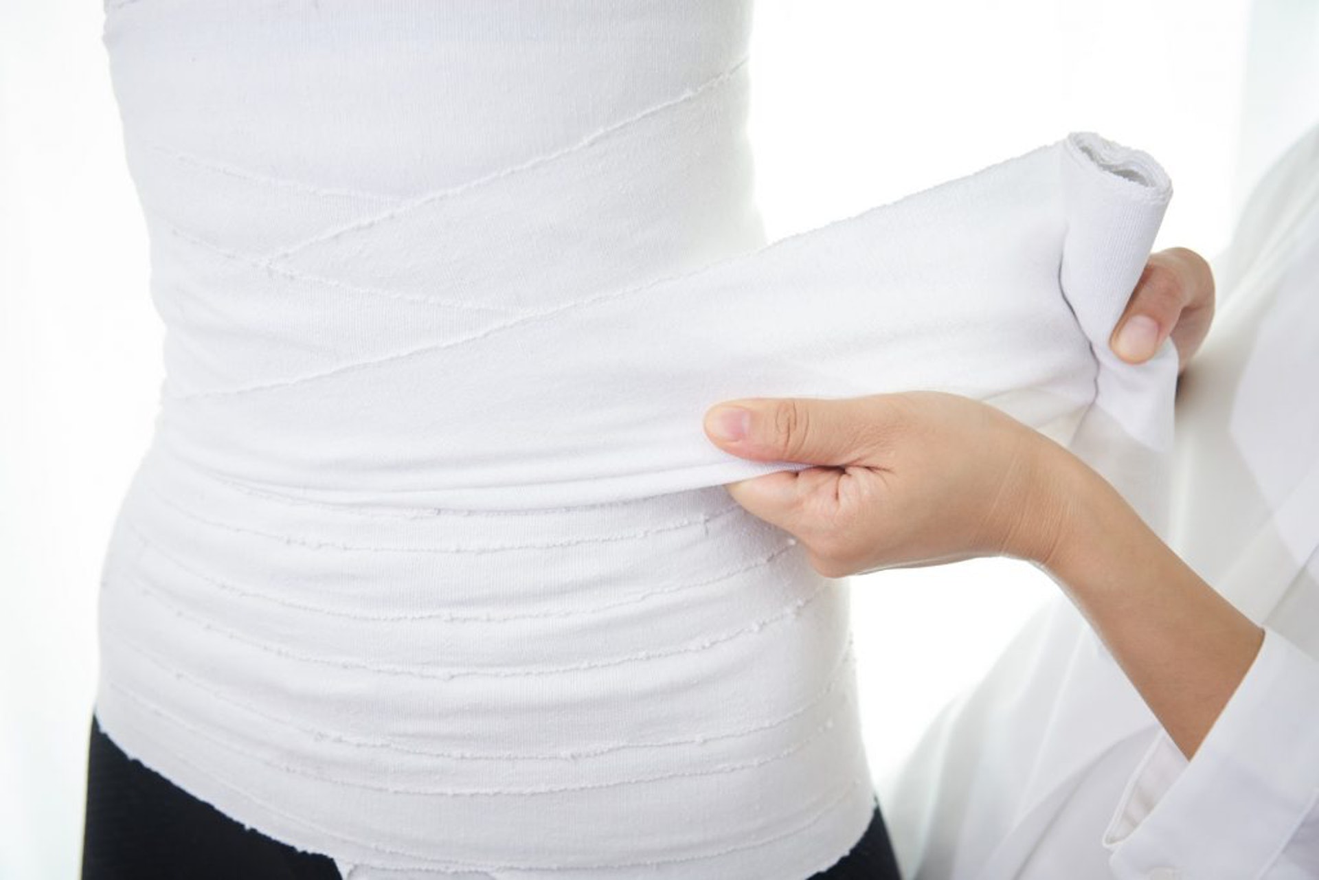 紮肚可幫助產後婦女快速重塑腰部、臀部的曲線,亦不會妨礙母乳分泌。(圖片:beautyexchange) 紮肚可幫助產後婦女快速重塑腰部、臀部的曲線,亦不會妨礙母乳分泌。(圖片:beautyexchange)