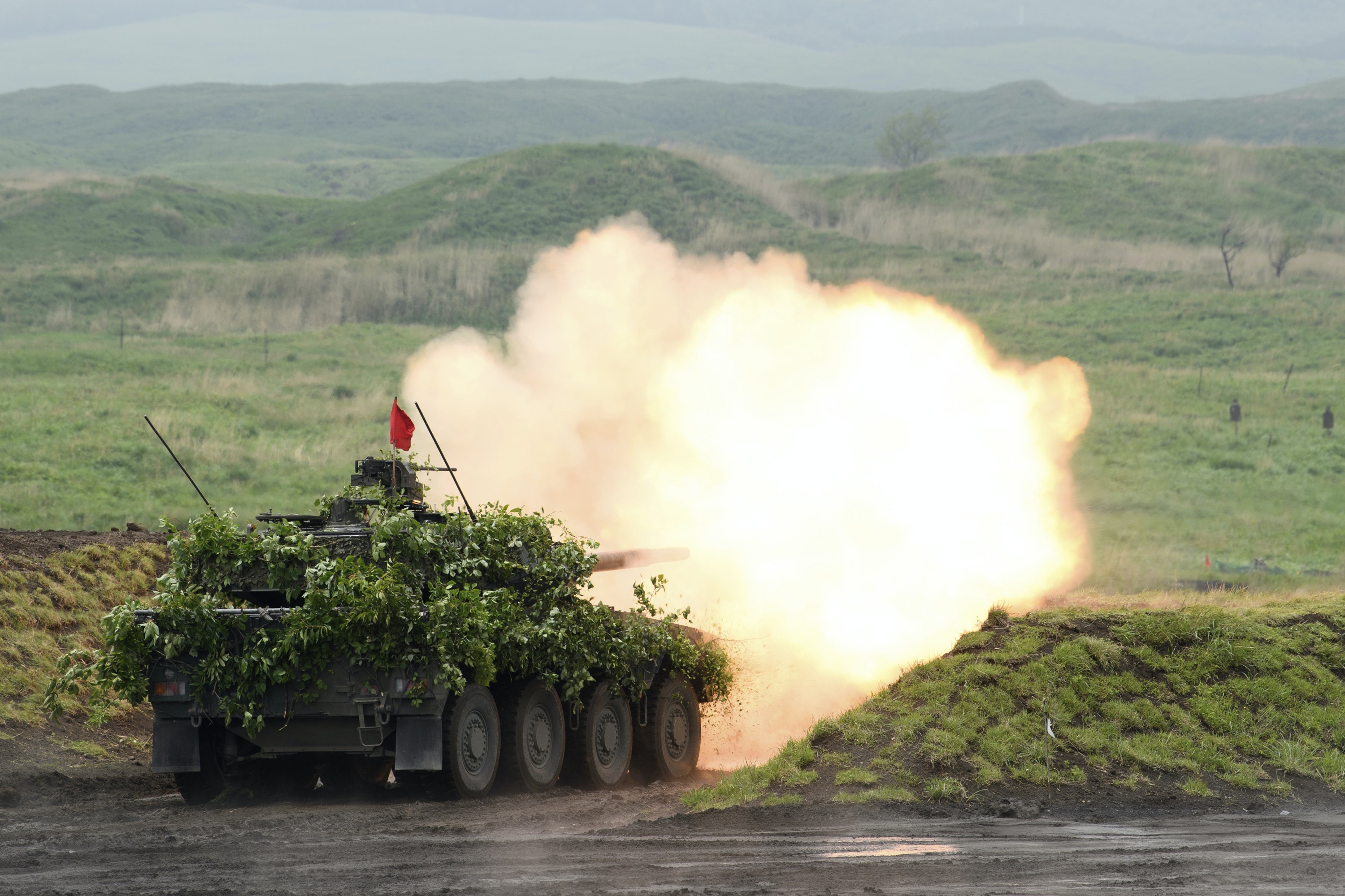 日本陸上自衛隊舉行年度火力演習擬新增第三支離島作戰部隊