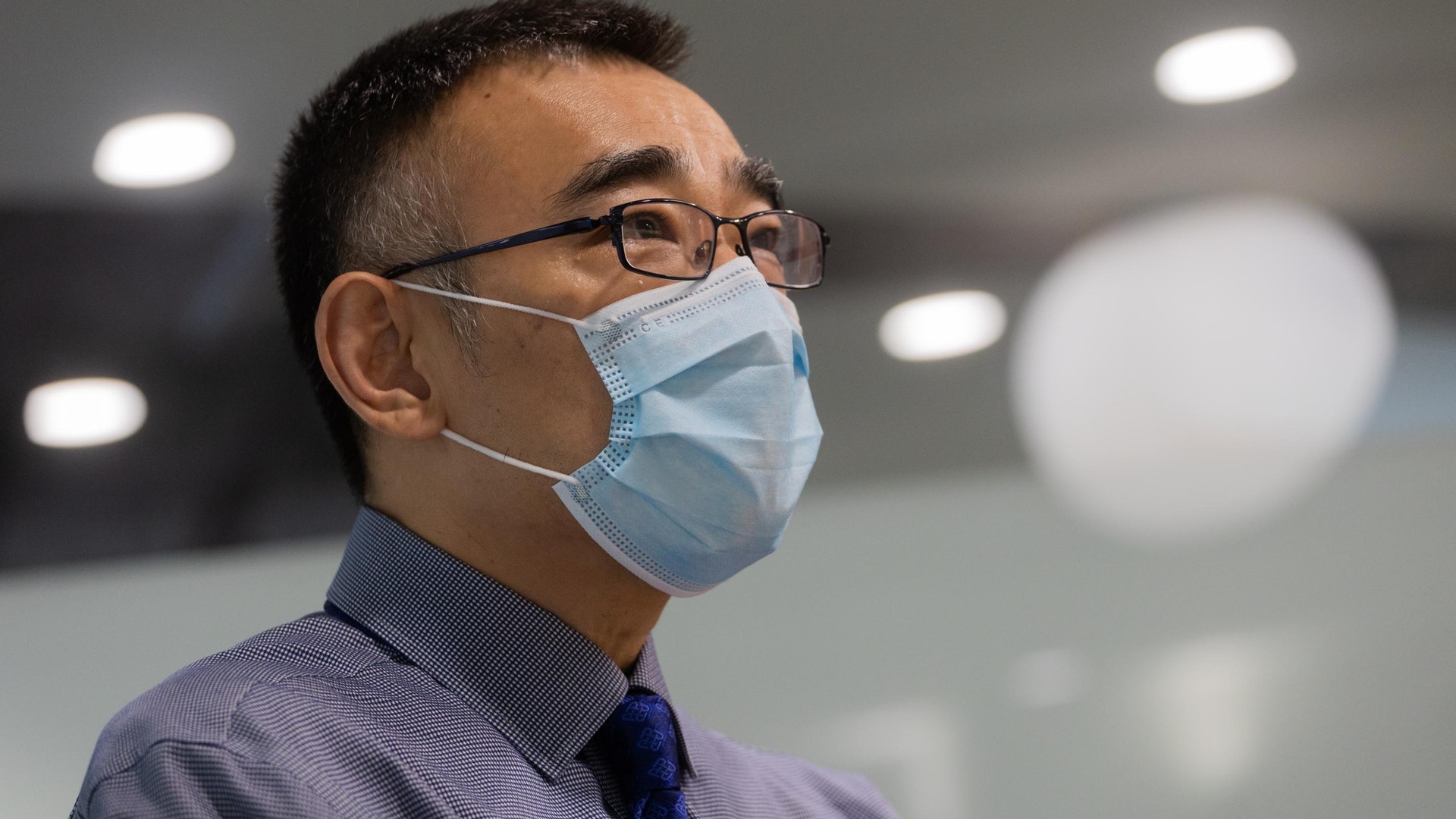 專訪|蘇紹聰促法律科技「行快啲」:律師樓仲養緊十幾人搬文件 專訪|蘇紹聰促法律科技「行快啲」:律師樓仲養緊十幾人搬文件