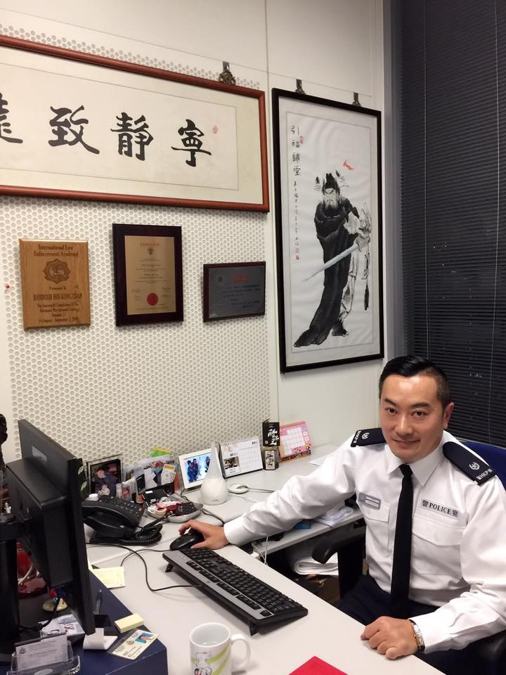 「海港sir」的沙田警区助理指挥官陈凯港。