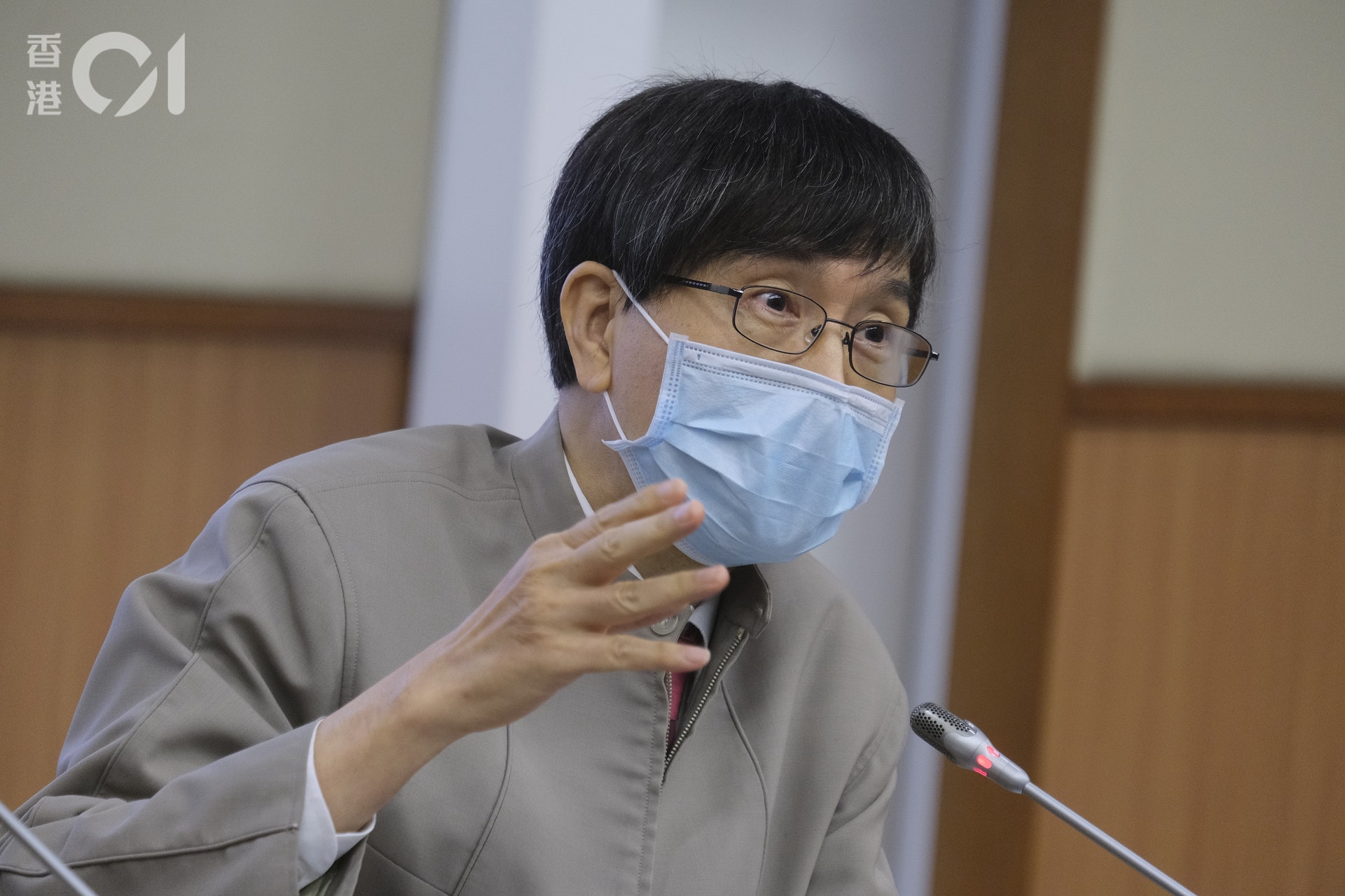 袁國勇指出,本港第四波疫情應該已經完結,連續28天清零的目標亦已達到。 (資料圖片/廖雁雄攝) 袁國勇指出,本港第四波疫情應該已經完結,連續28天清零的目標亦已達到。 (資料圖片/廖雁雄攝)