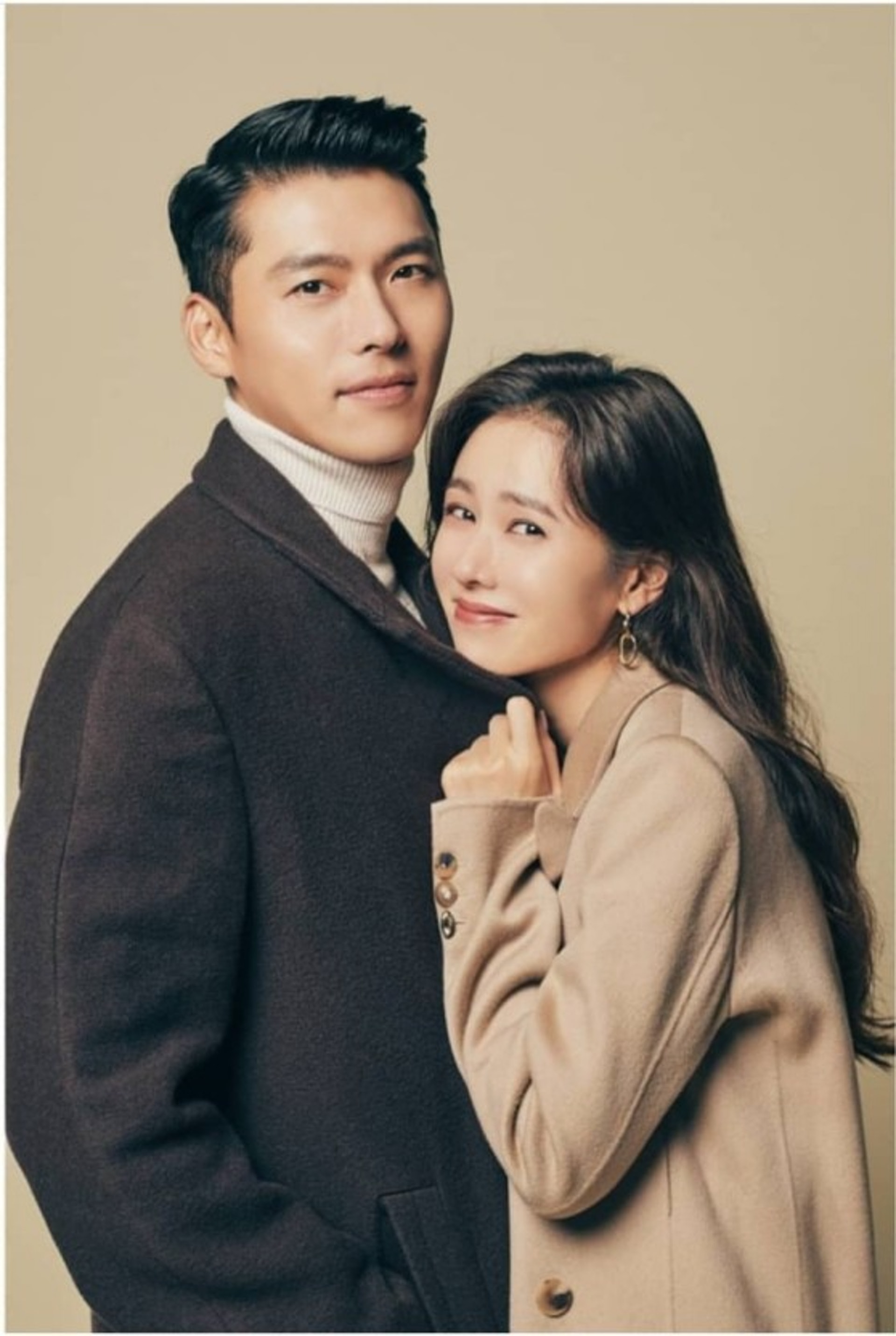 玄彬和孫藝珍於2021年1月1日正式宣布成為戀人。（網上圖片）