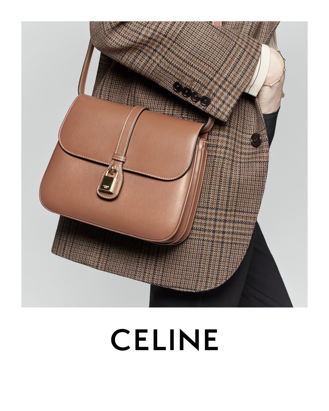 CELINE by Hedi Slimane今年新推出「Tabou」手袋。 （CELINE）