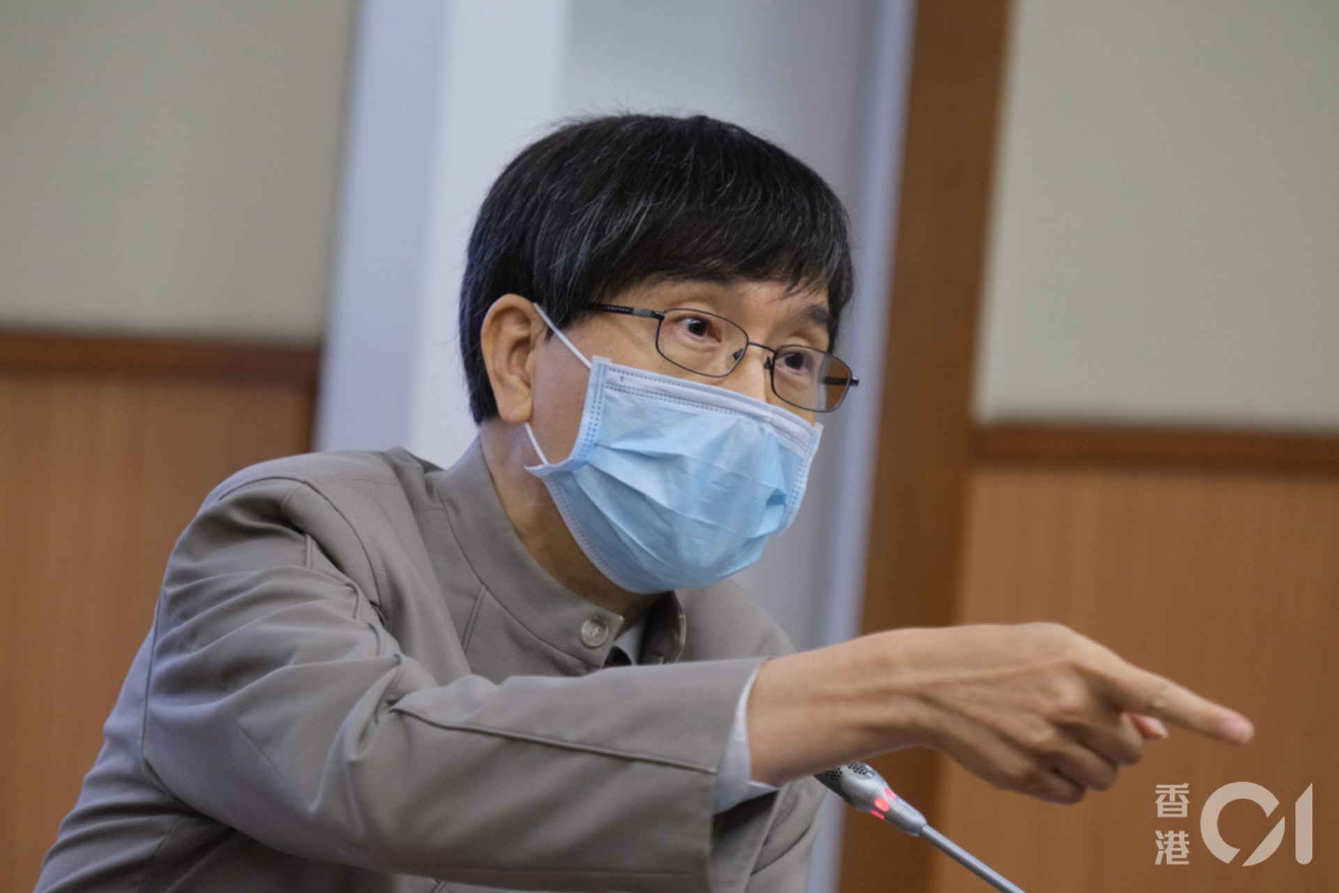 袁國勇及研究團隊發現低溫感染新冠病毒病情會更嚴重。(資料圖片/廖雁雄攝) 袁國勇及研究團隊發現低溫感染新冠病毒病情會更嚴重。(資料圖片/廖雁雄攝)