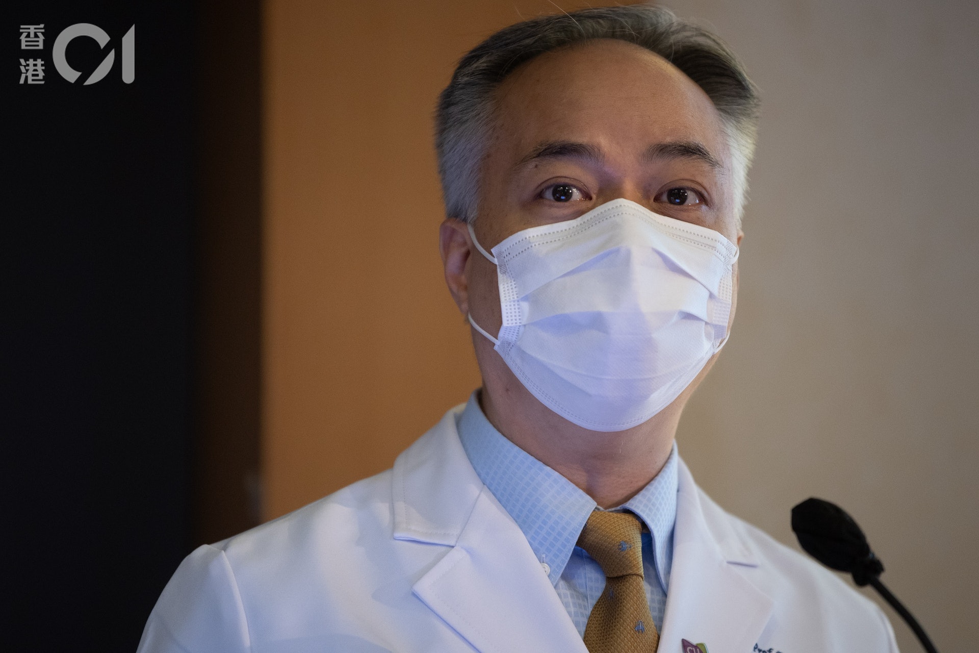 中大醫學院微生物學系系主任陳基湘直言,擔心若接種意願低,最後或只有30%人口打針,難以達致群體免疫。 (羅君豪攝) 中大醫學院微生物學系系主任陳基湘直言,擔心若接種意願低,最後或只有30%人口打針,難以達致群體免疫。 (羅君豪攝)