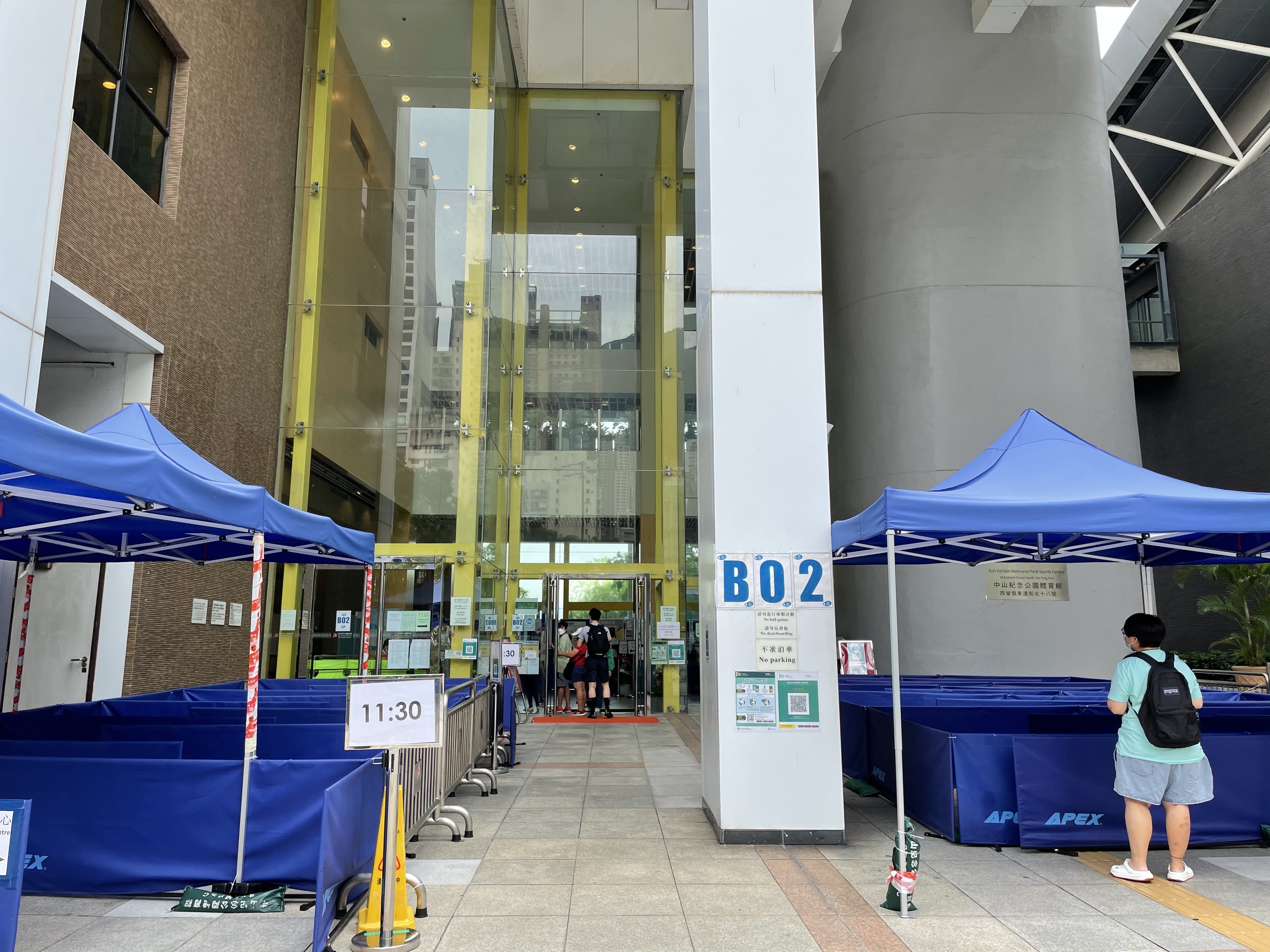 接種計劃第100天　醫護不欲定期檢測決定接種　市民：抽樓非誘因