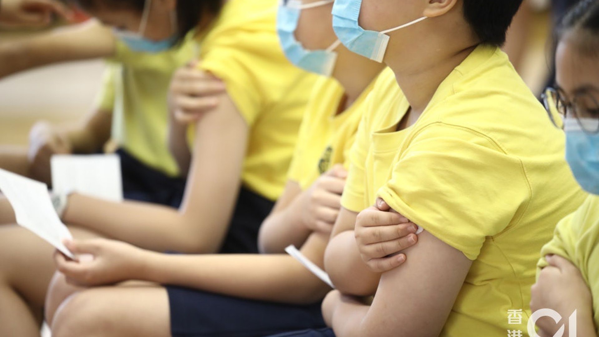 新冠肺炎|消息:學校滿20人可坐專車到接種中心 校長促盡快安排 新冠肺炎|消息:學校滿20人可坐專車到接種中心 校長促盡快安排