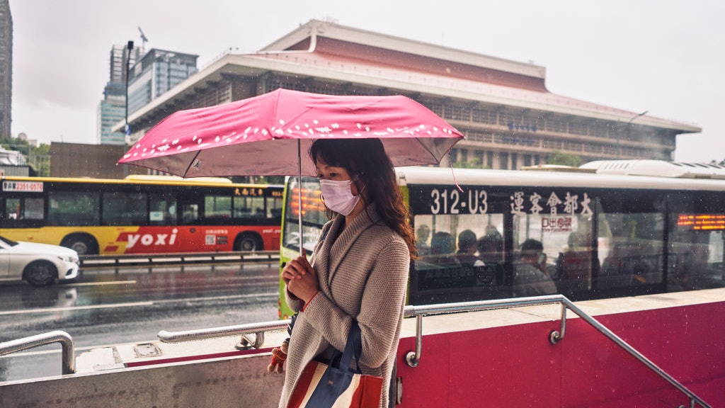 居美台人讚美國防疫配套兼狂踩台灣 台親戚爆seed反擊:資源曱甴 居美台人讚美國防疫配套兼狂踩台灣 台親戚爆seed反擊:資源曱甴