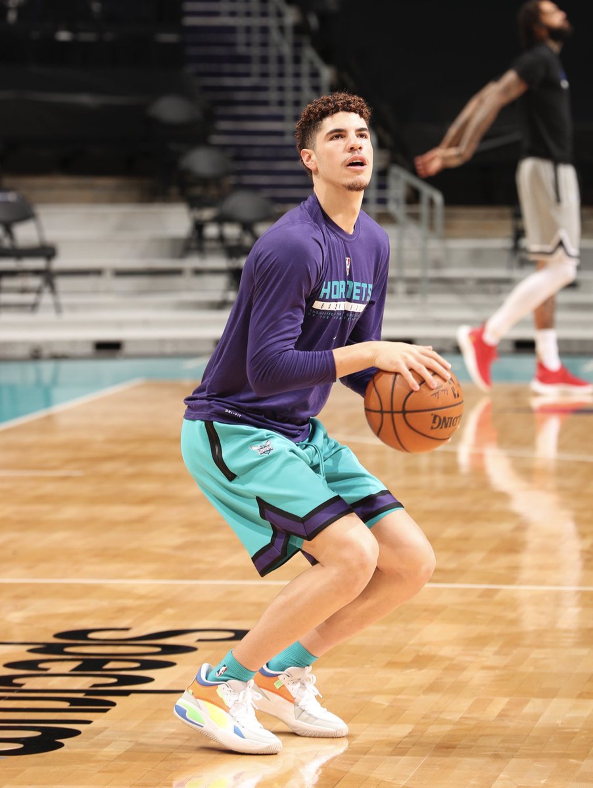 今年人気のブランド品や 海外限定 PUMA NBA Lamelo Ball PE BASKETBALL