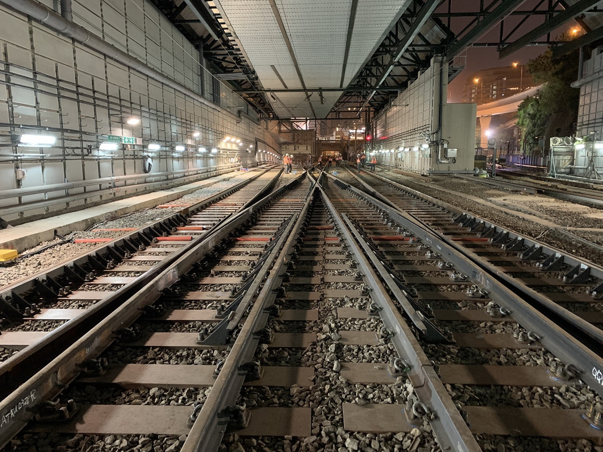 東鐵線 7月4日停旺角東至紅磡路段服務東鐵乘客可改乘屯馬線 香港01 社會新聞 東鐵線 7月4日停旺角東至紅磡路段服務東鐵乘客可改乘屯馬線 香港01 社會新聞