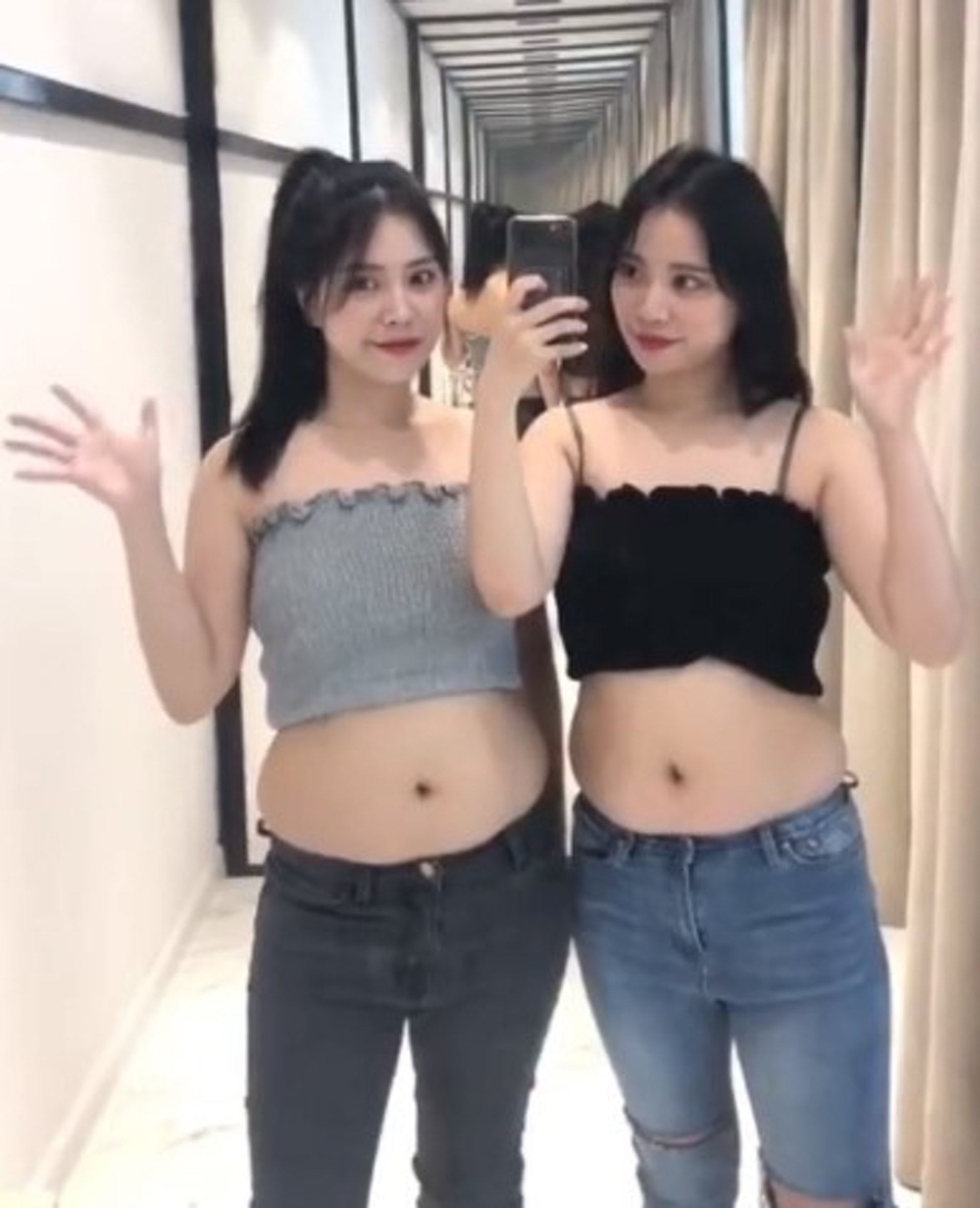 兩人不介意將最真實一面展露人前。(金金Twins微博)