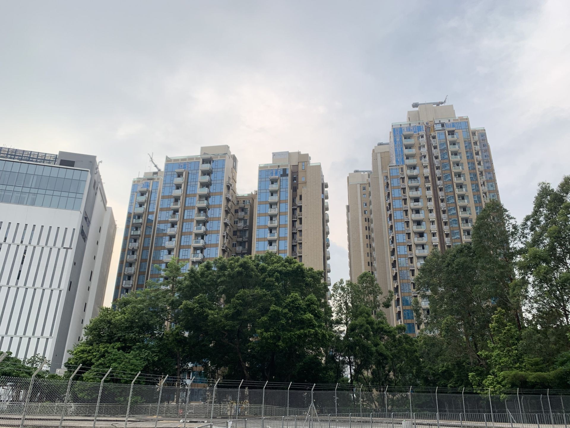 傲玟由六座住宅組成,提供401伙。(資料圖片) 傲玟由六座住宅組成,提供401伙。(資料圖片)