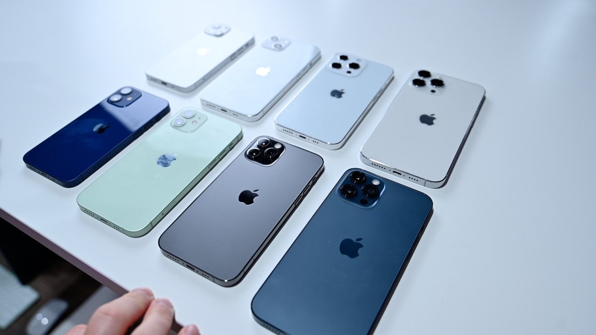 AppleInsider公開iPhone 13系列模型(AppleInsider圖片) AppleInsider公開iPhone 13系列模型(AppleInsider圖片)