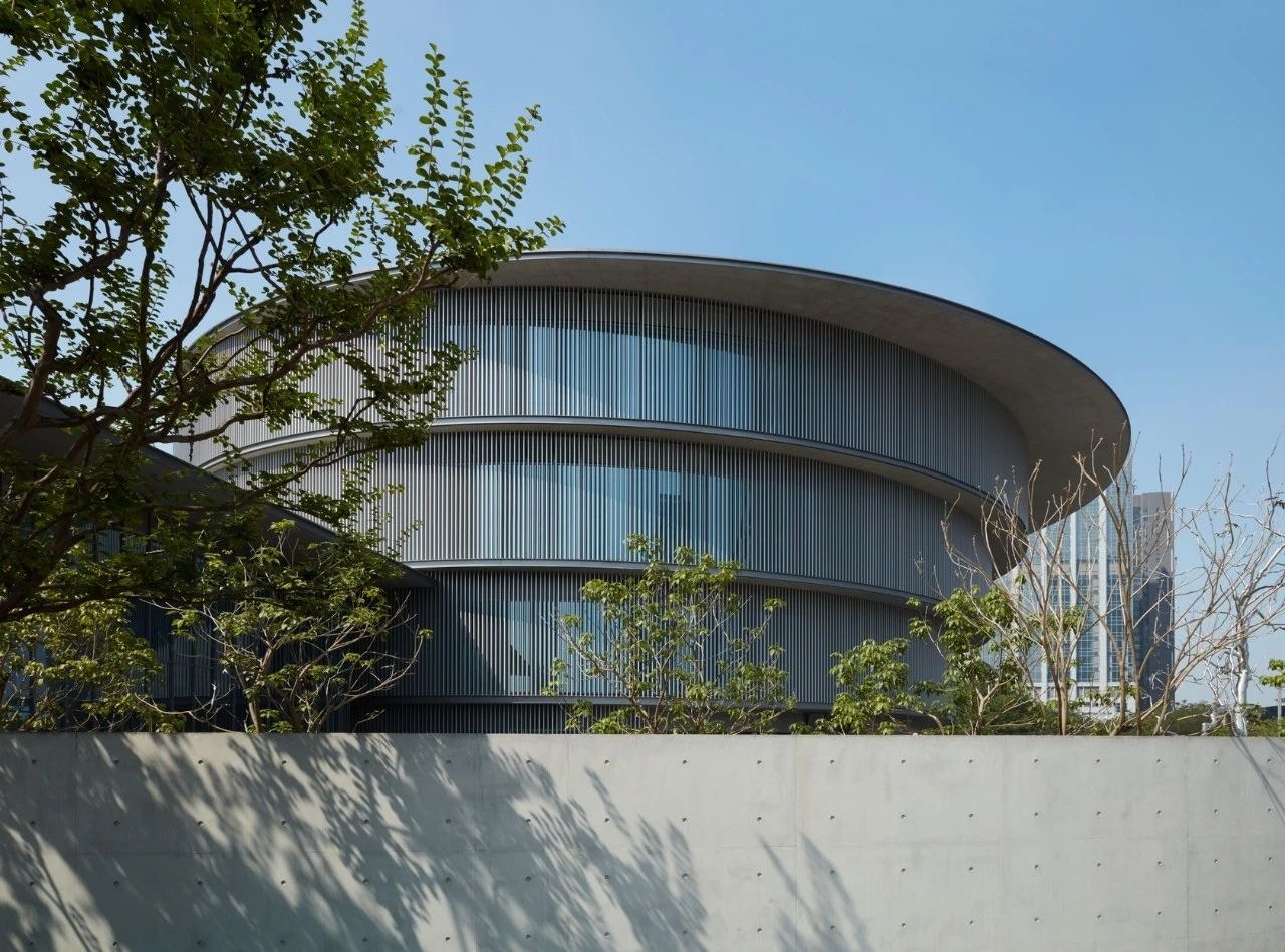 和美術館（安藤忠雄建築事務所）