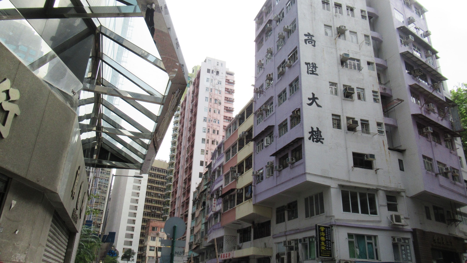 英皇國際跑馬地駿景酒店舊址已完成換地擬建260伙出租住宅 英皇國際跑馬地駿景酒店舊址已完成換地擬建260伙出租住宅